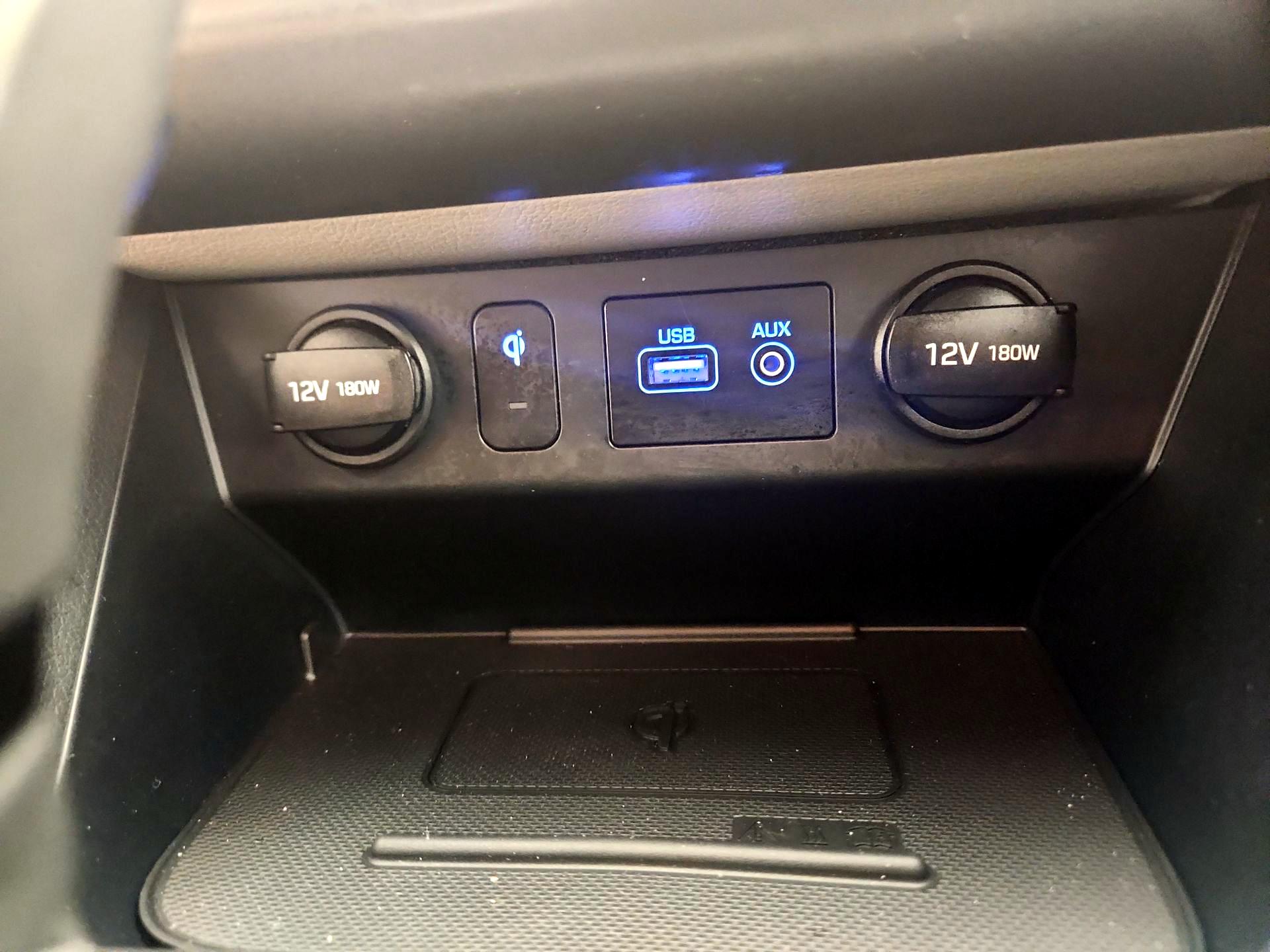 Thumbnail: 2019 Hyundai Sonata - 18