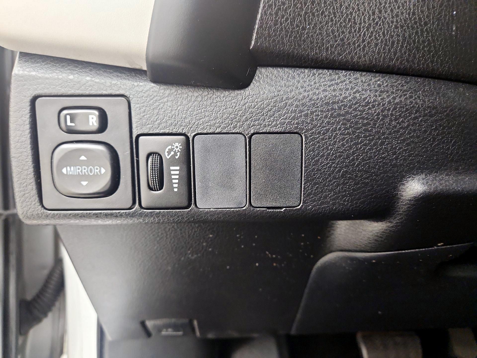 Thumbnail: 2017 Toyota Corolla - 13