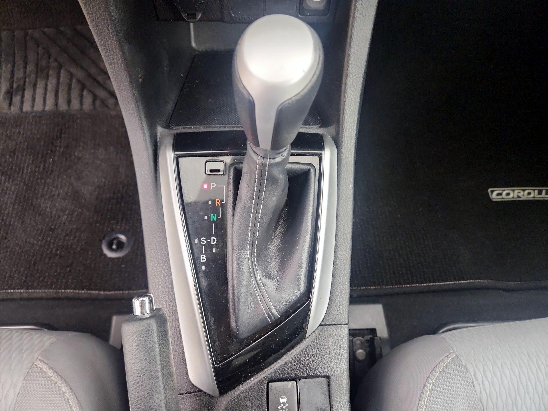 Thumbnail: 2017 Toyota Corolla - 17