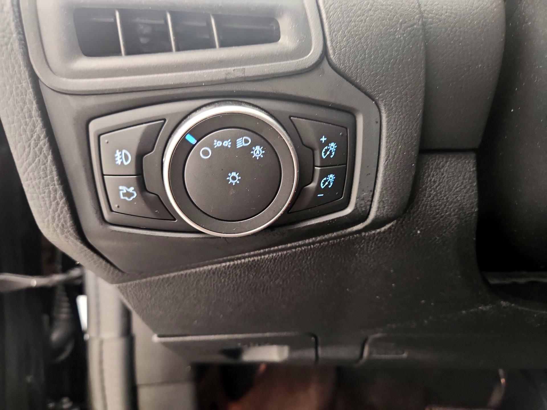 Thumbnail: 2018 Ford Focus - 13