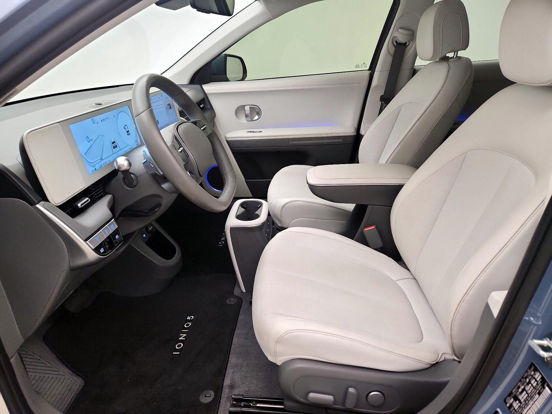 Thumbnail: 2023 Hyundai Ioniq 5 - 11