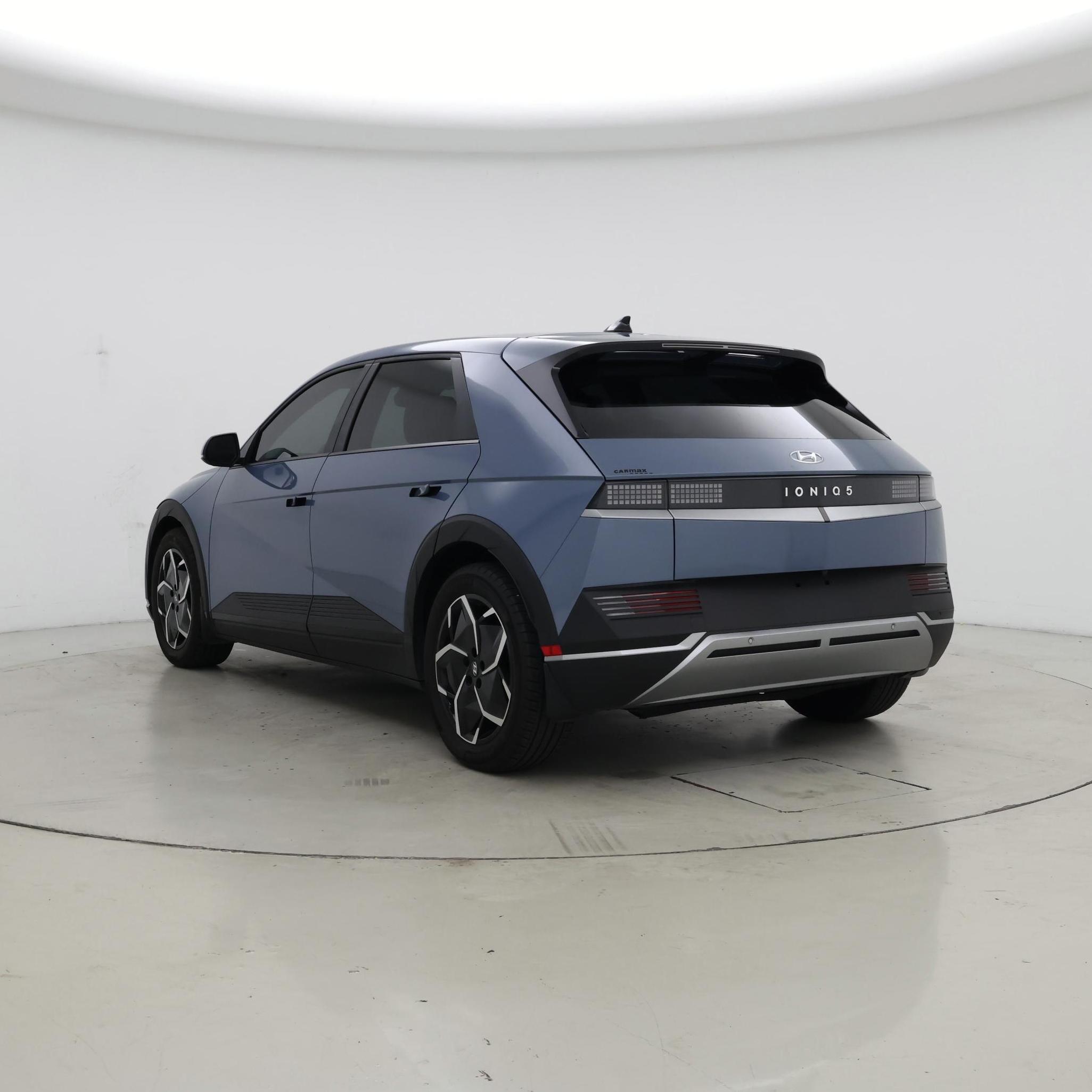 Thumbnail: 2023 Hyundai Ioniq 5 - 2