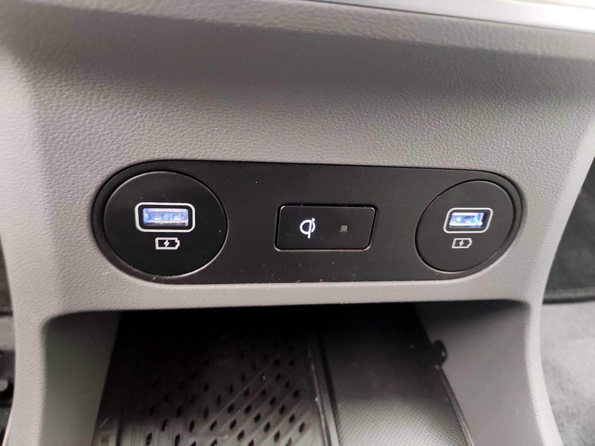 Thumbnail: 2023 Hyundai Ioniq 5 - 19