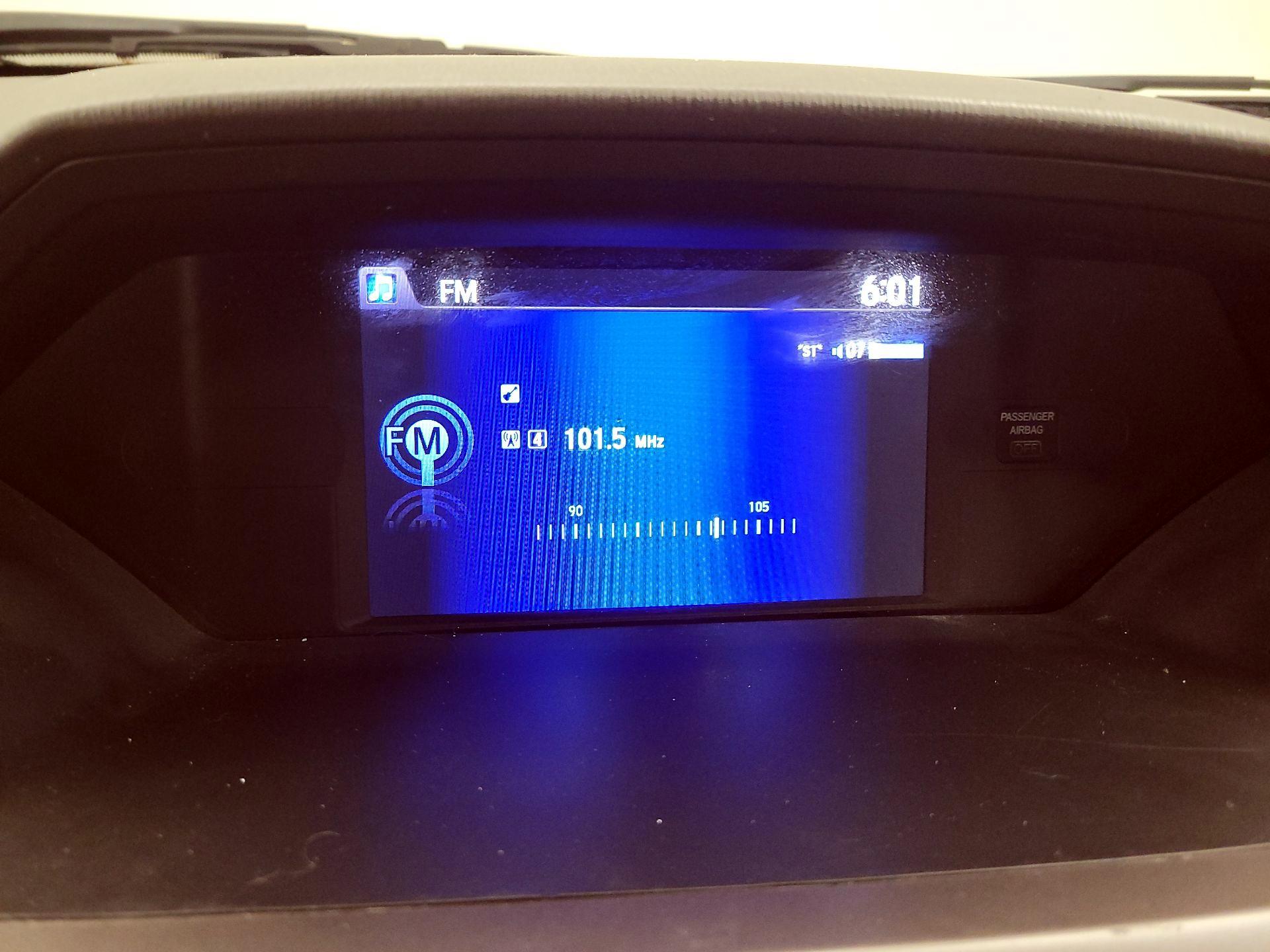 Thumbnail: 2015 Honda Odyssey - 16