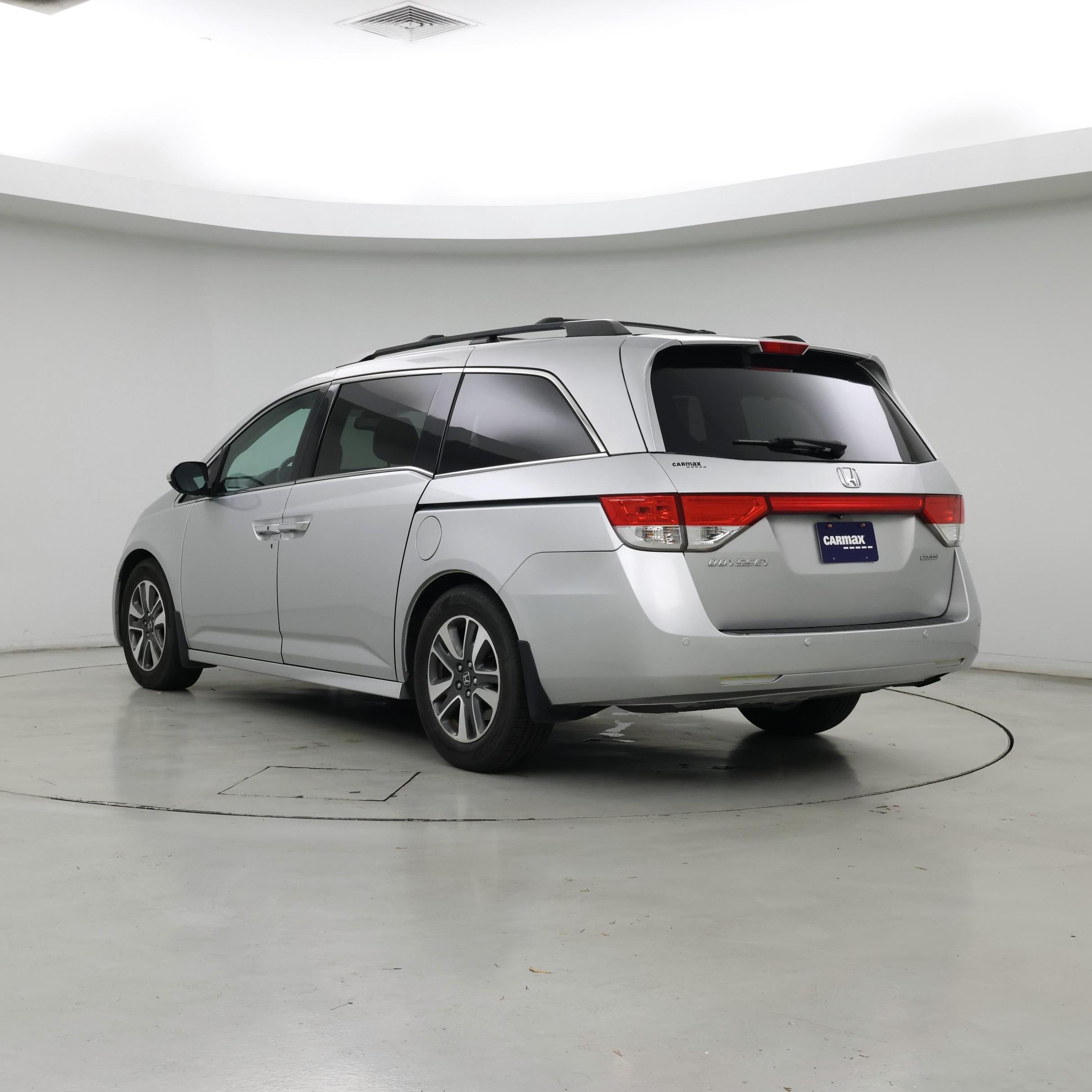 Thumbnail: 2015 Honda Odyssey - 2