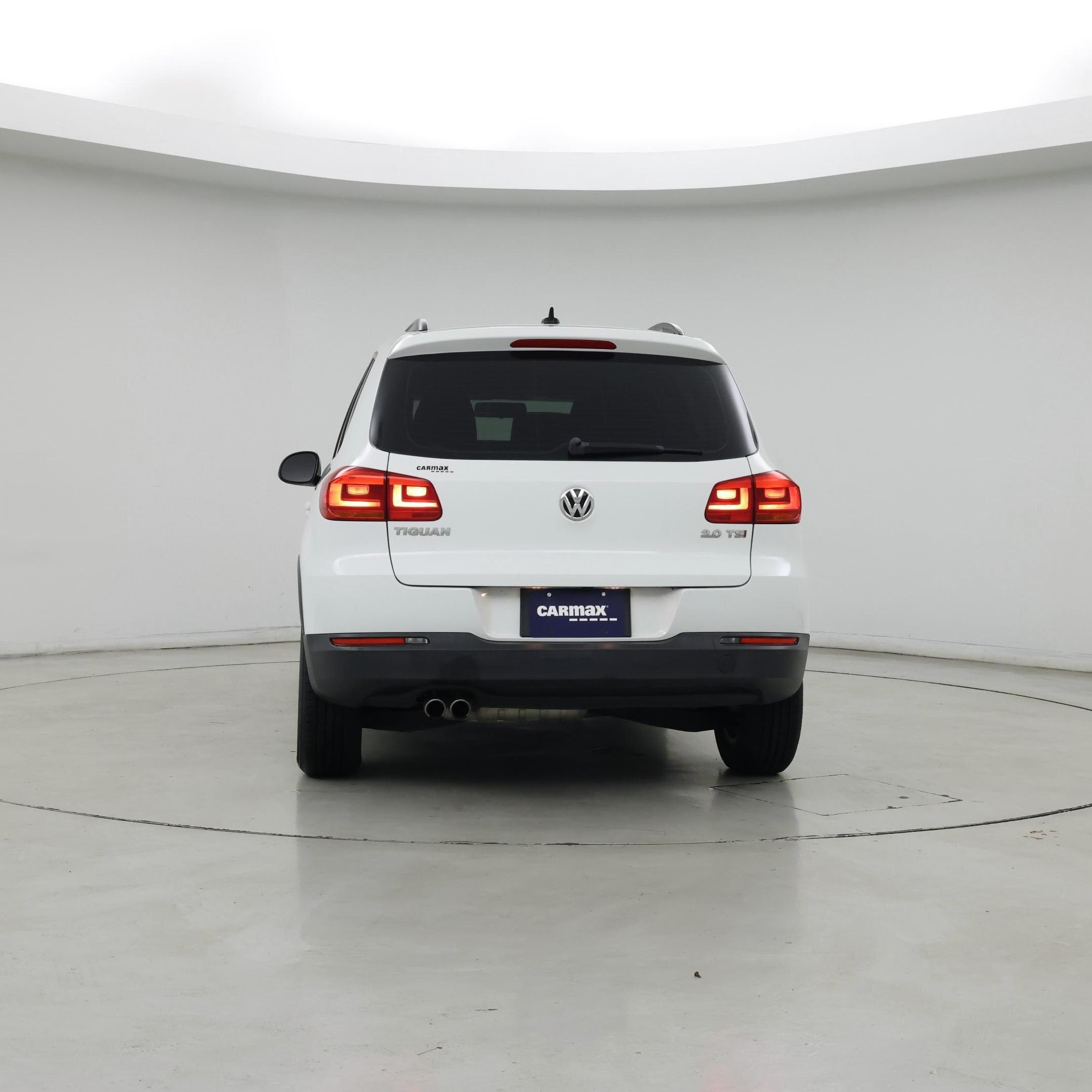 Thumbnail: 2015 Volkswagen Tiguan - 6