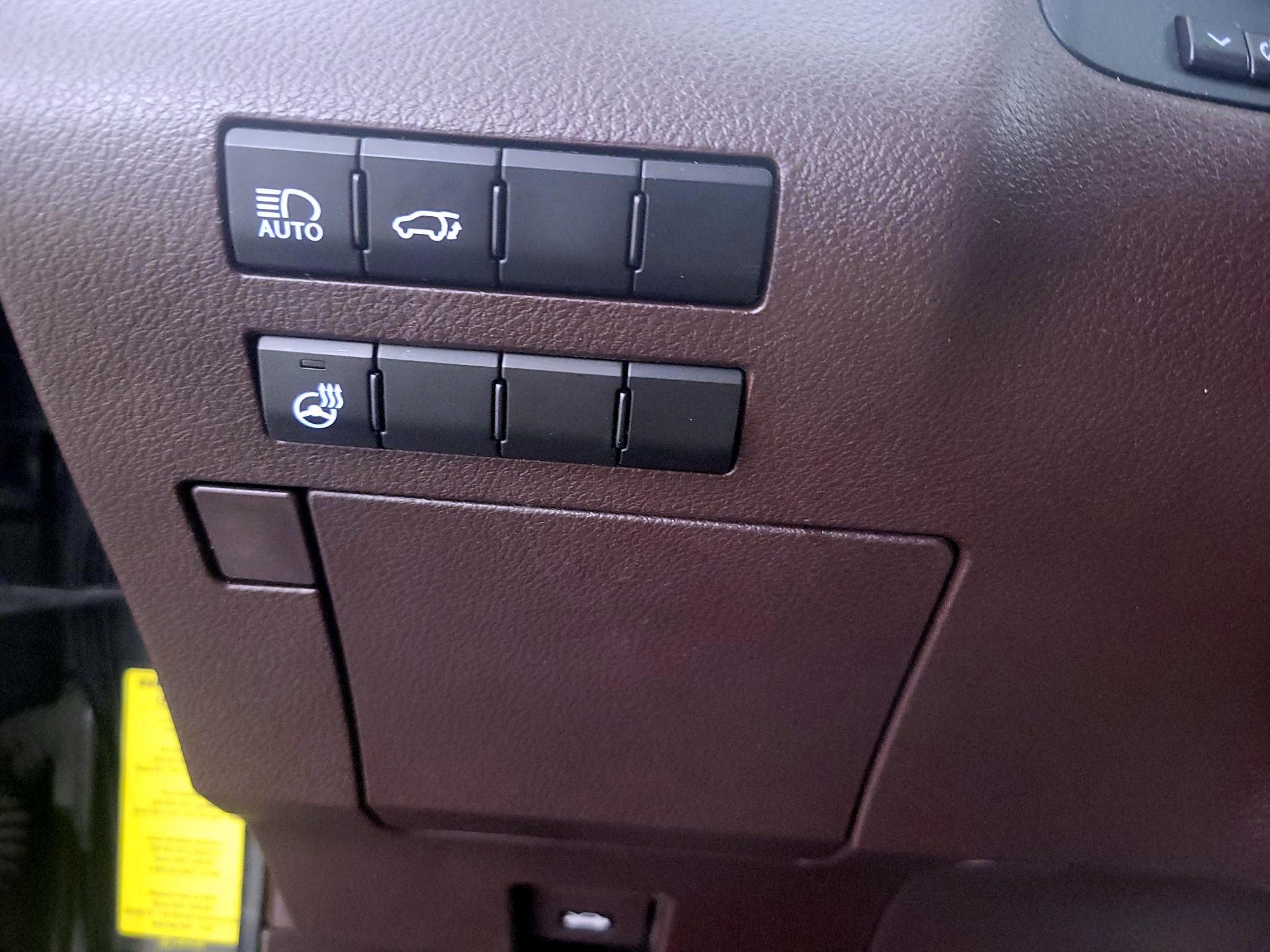 Thumbnail: 2017 Lexus RX - 13