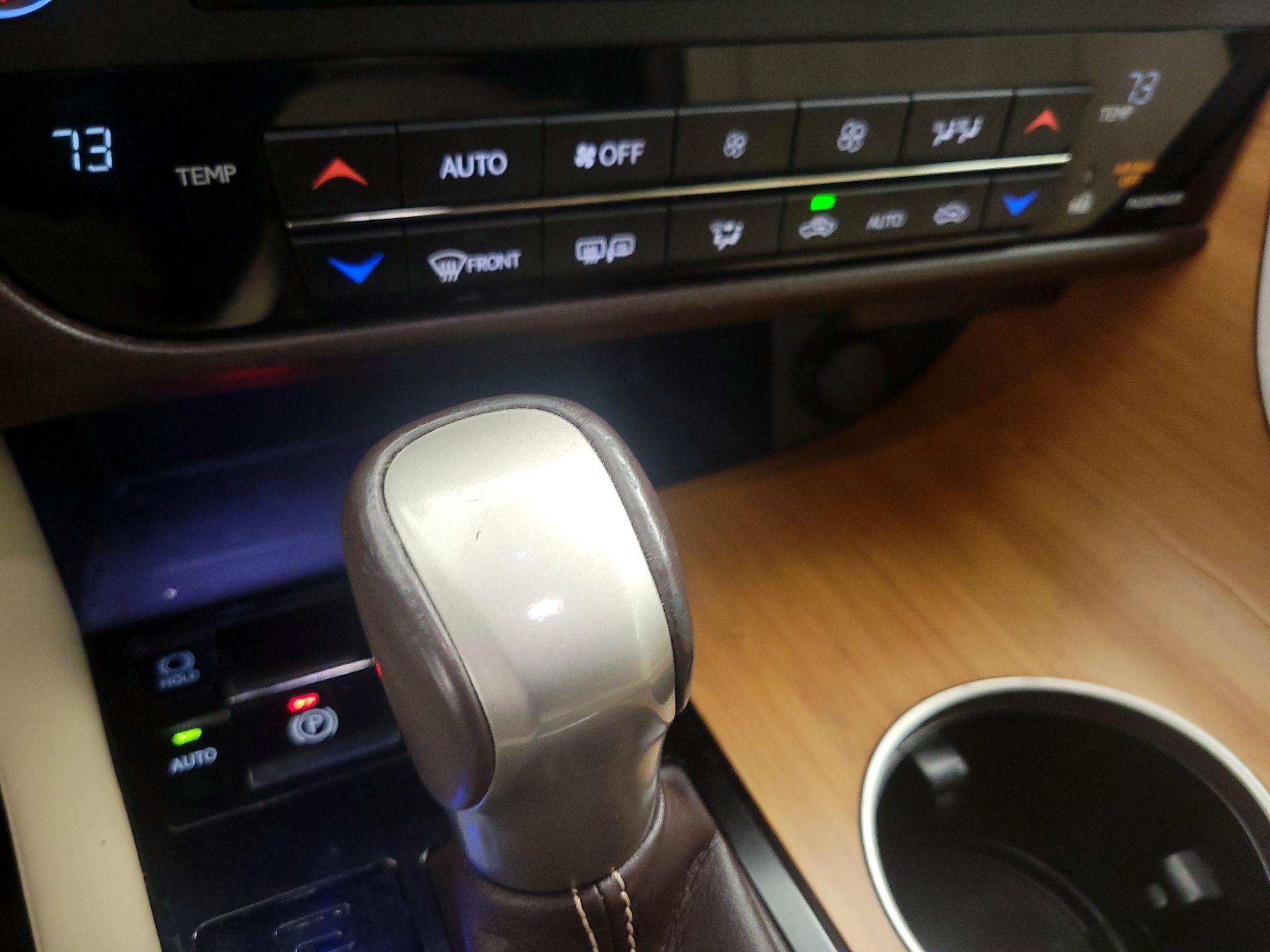 Thumbnail: 2017 Lexus RX - 17