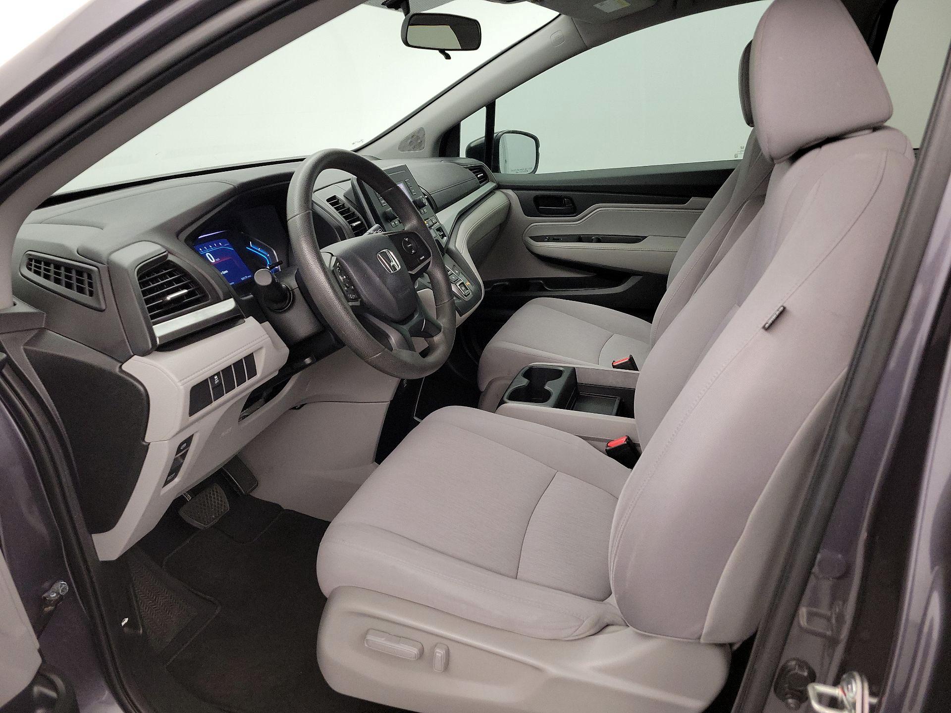 Thumbnail: 2019 Honda Odyssey - 11