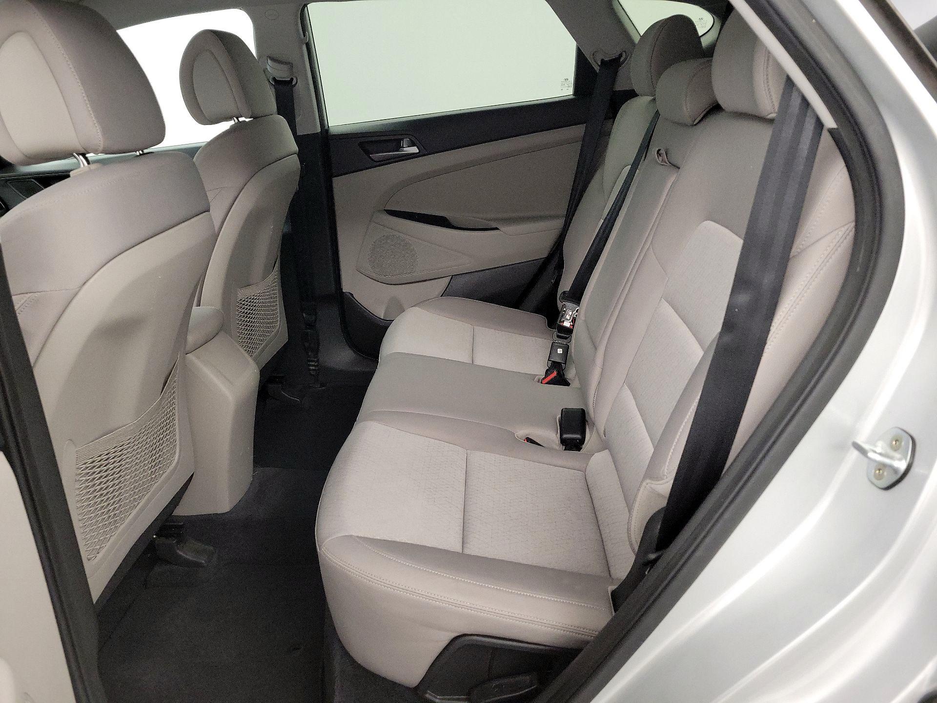 Thumbnail: 2016 Hyundai Tucson - 19