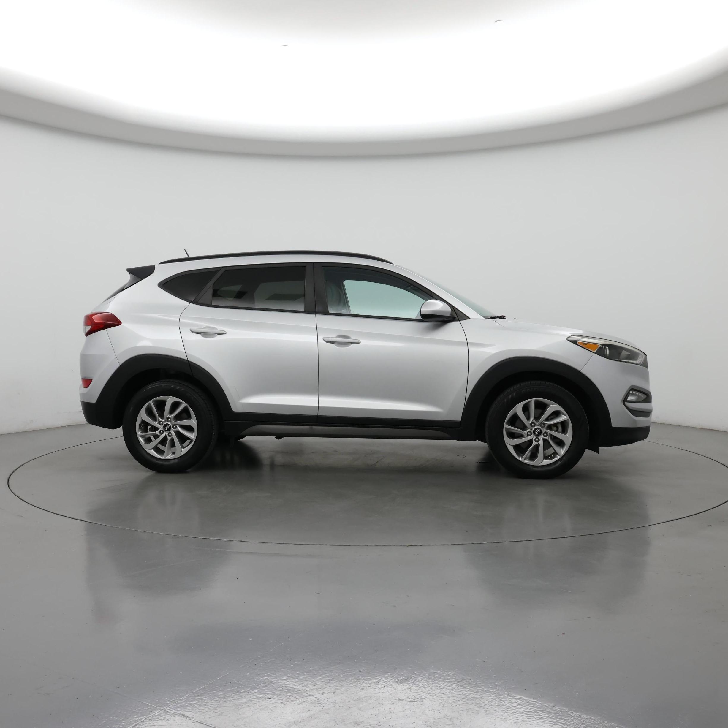 Thumbnail: 2016 Hyundai Tucson - 7