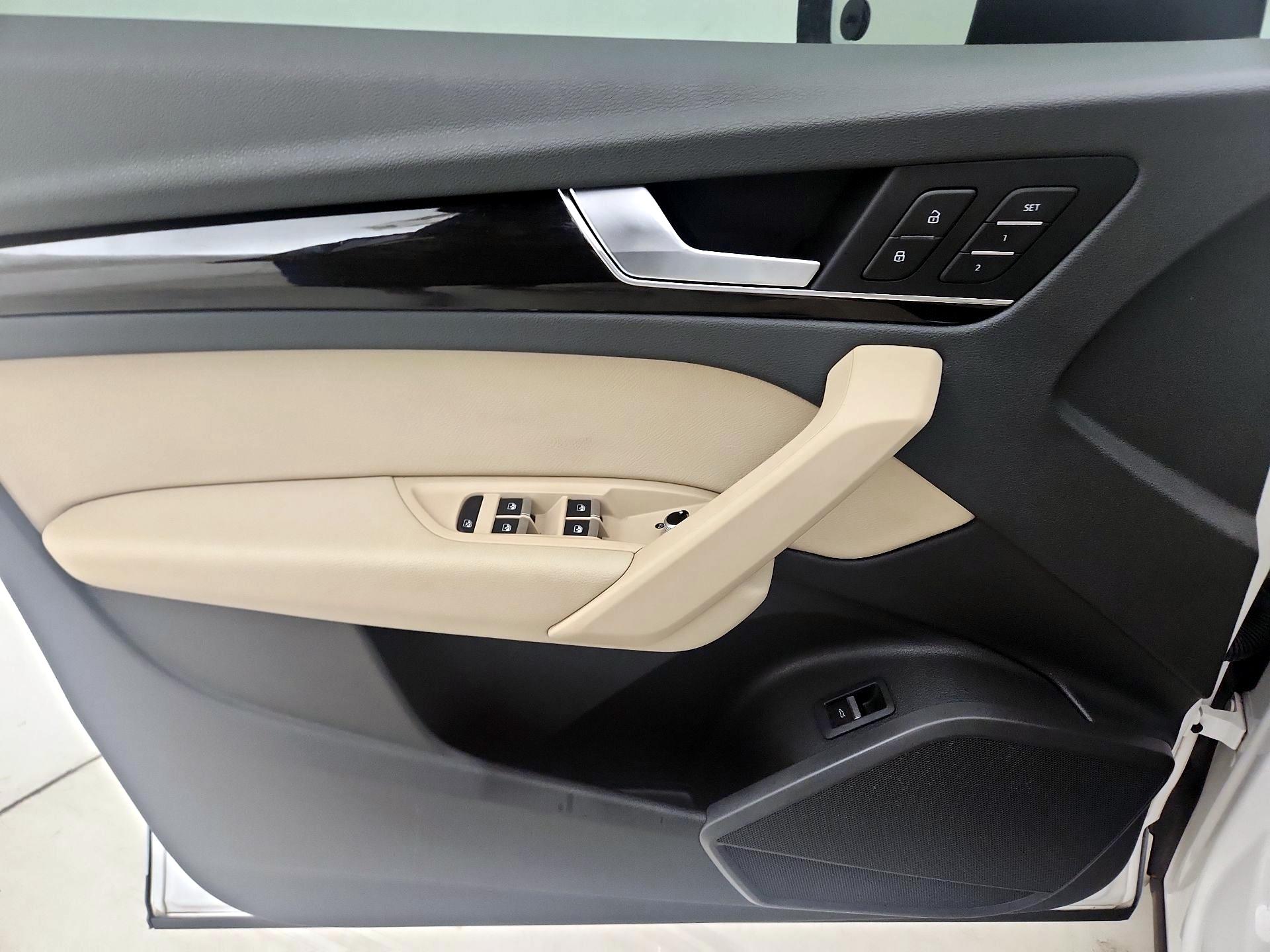 Thumbnail: 2018 Audi Q5 - 12