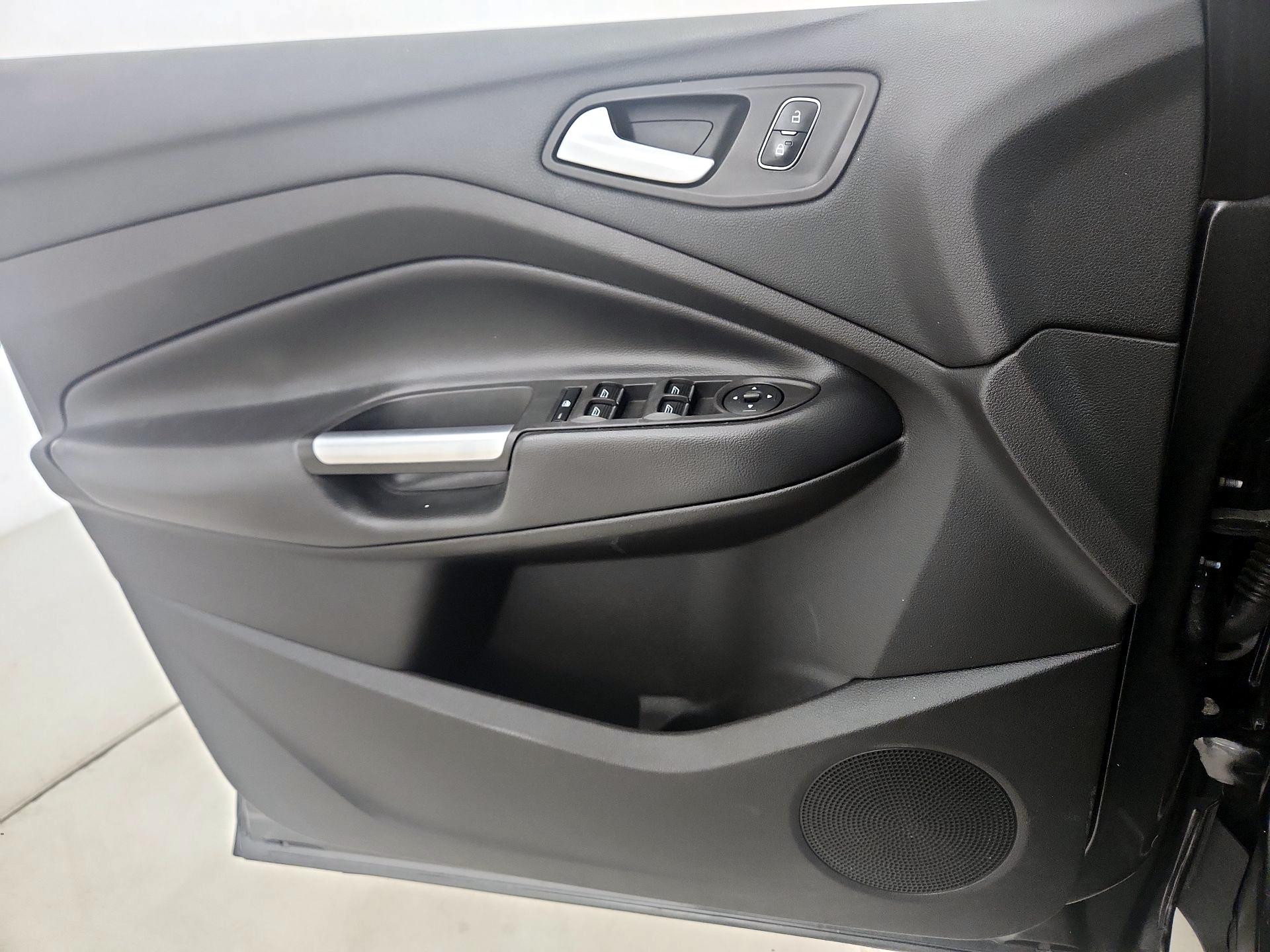 Thumbnail: 2019 Ford Escape - 12