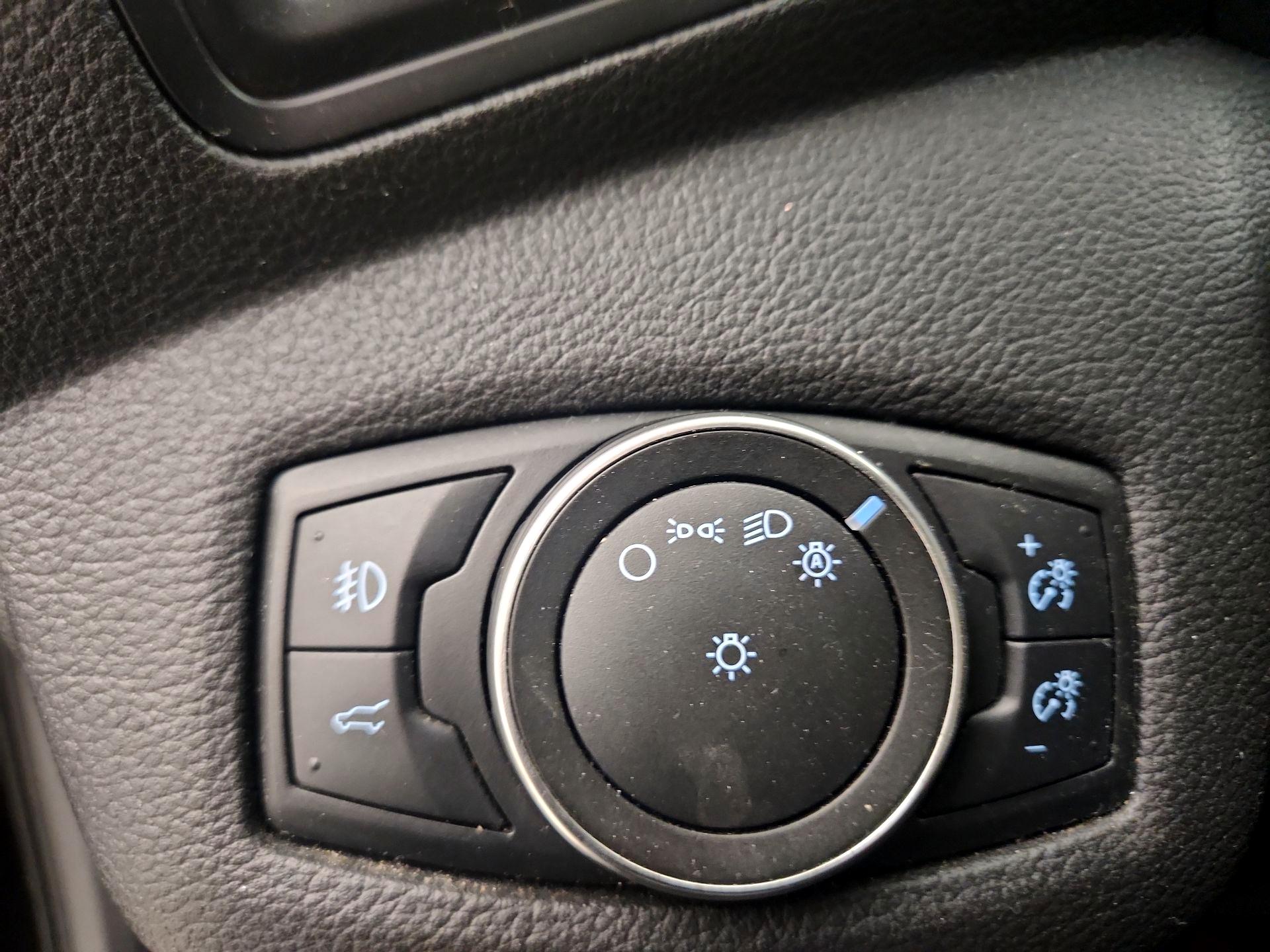 Thumbnail: 2019 Ford Escape - 13