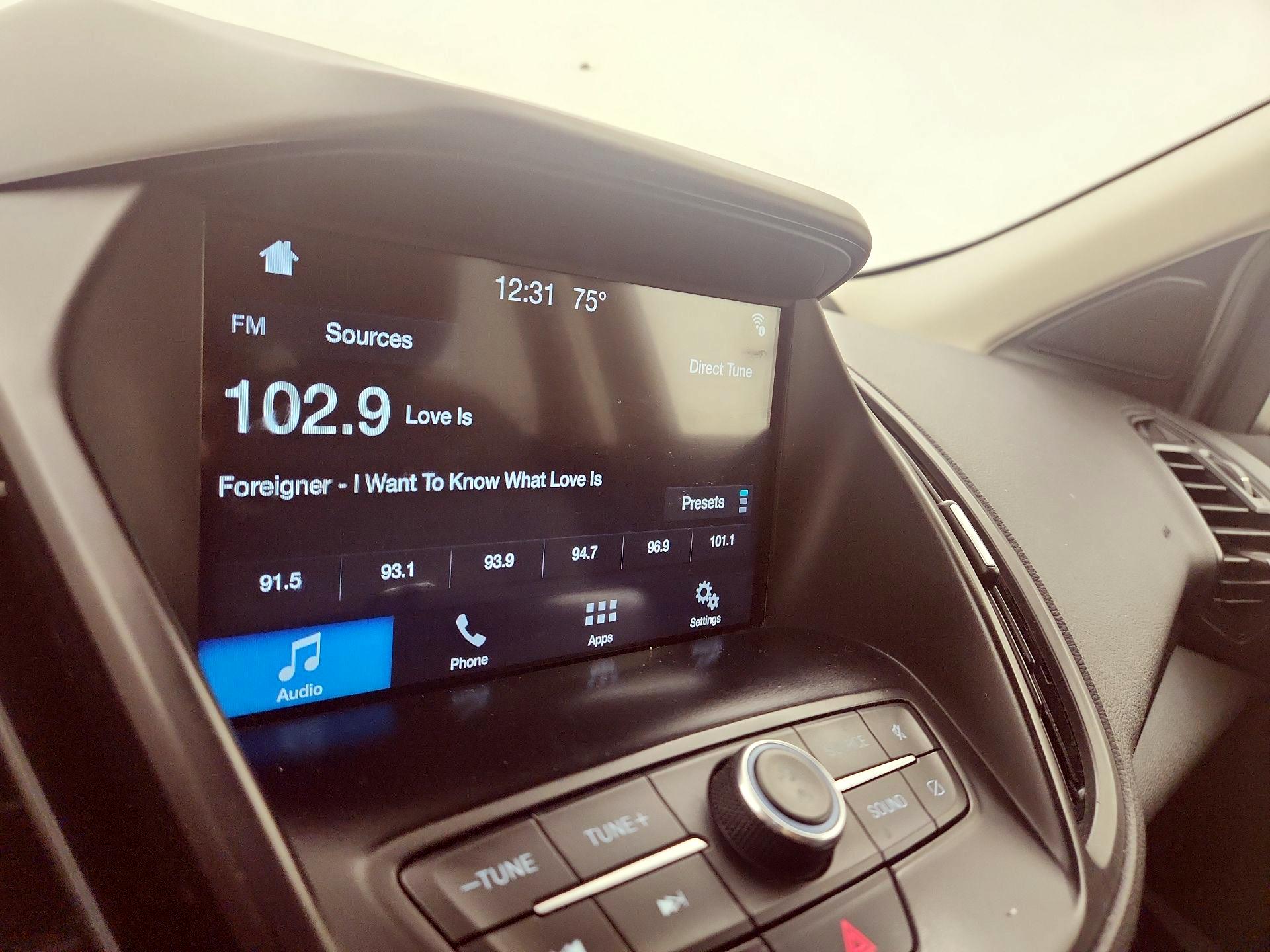 Thumbnail: 2019 Ford Escape - 15