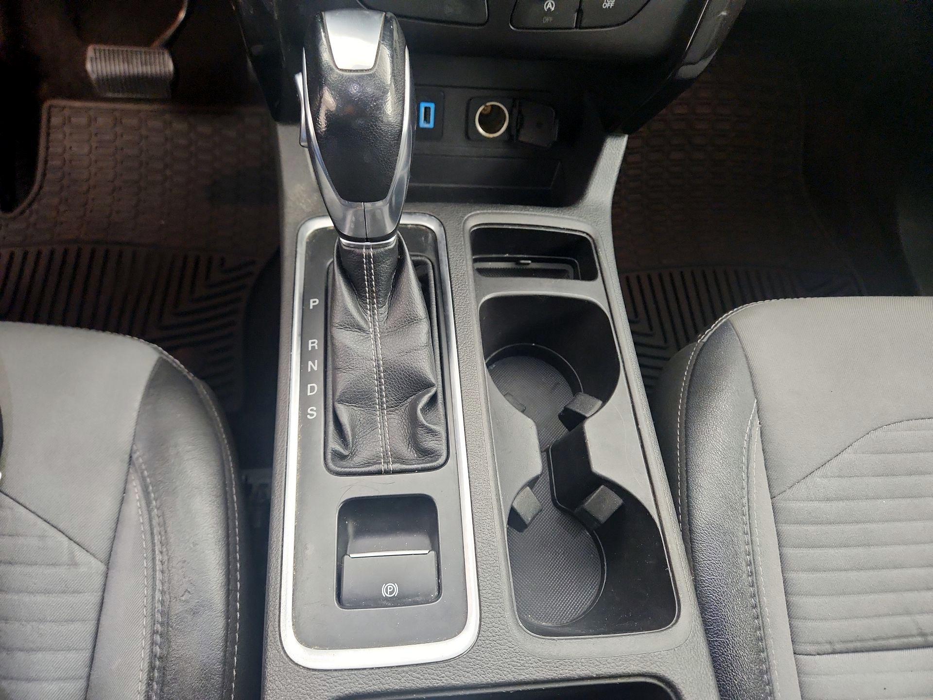 Thumbnail: 2019 Ford Escape - 17