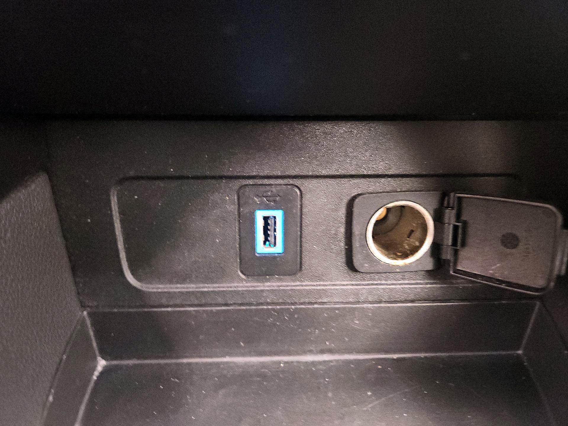 Thumbnail: 2019 Ford Escape - 18