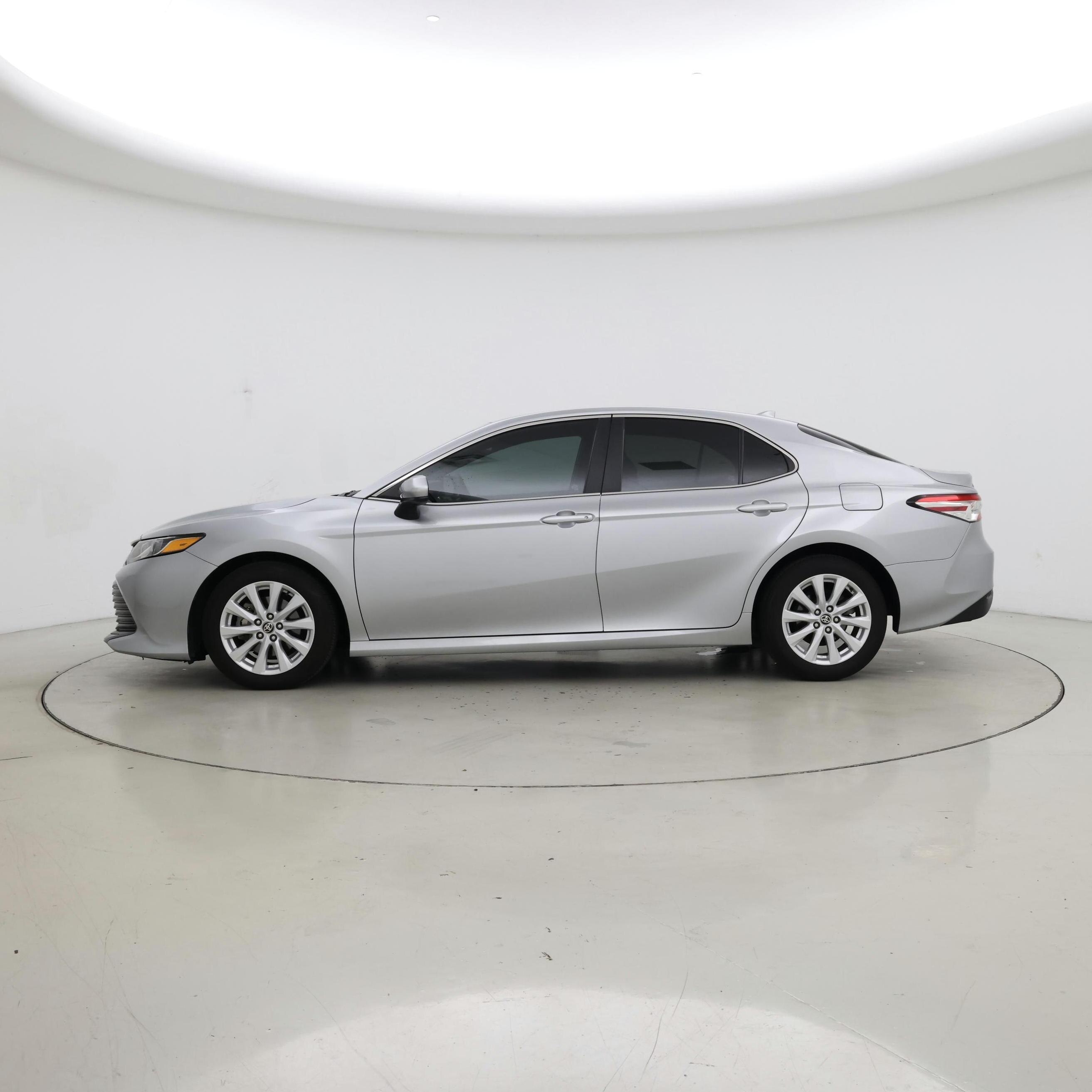 Thumbnail: 2020 Toyota Camry - 3