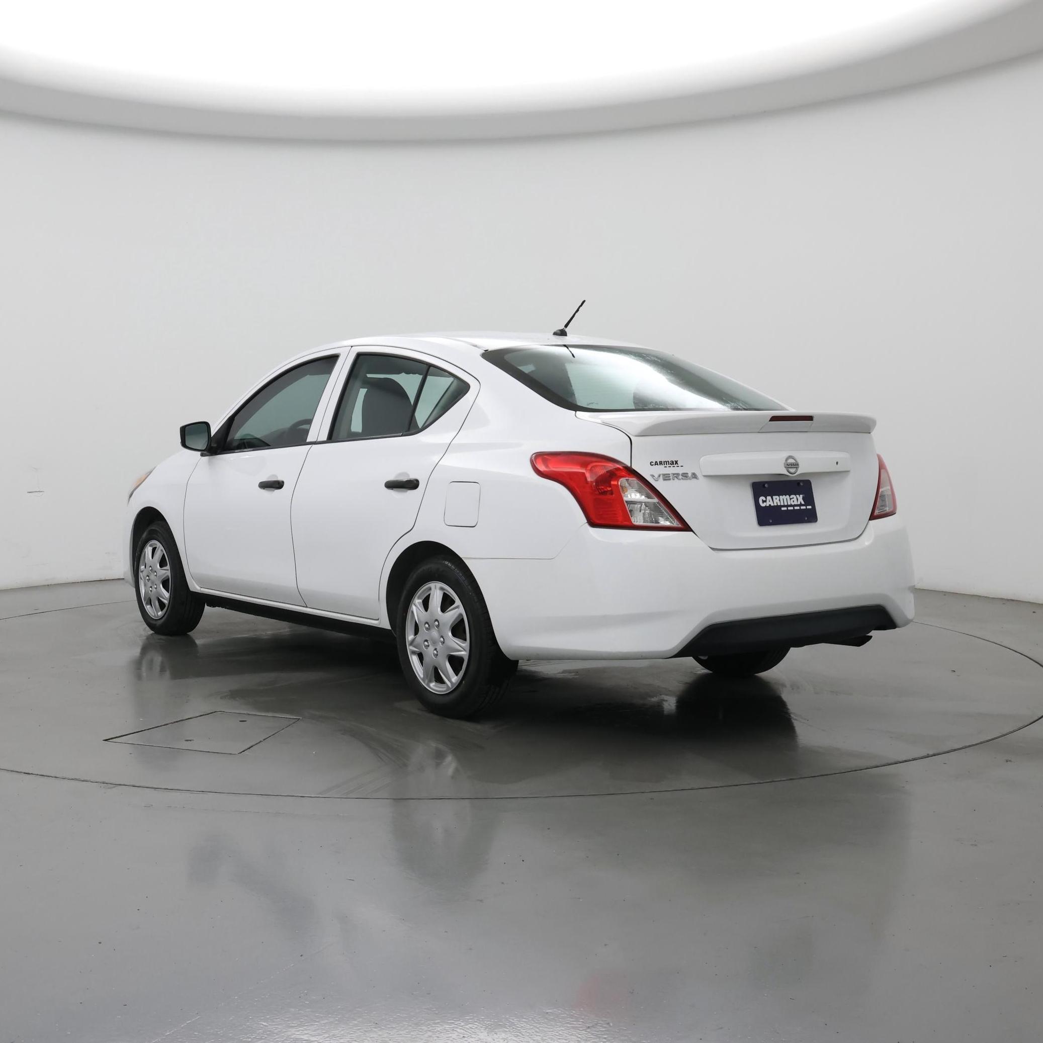 Thumbnail: 2016 Nissan Versa - 2