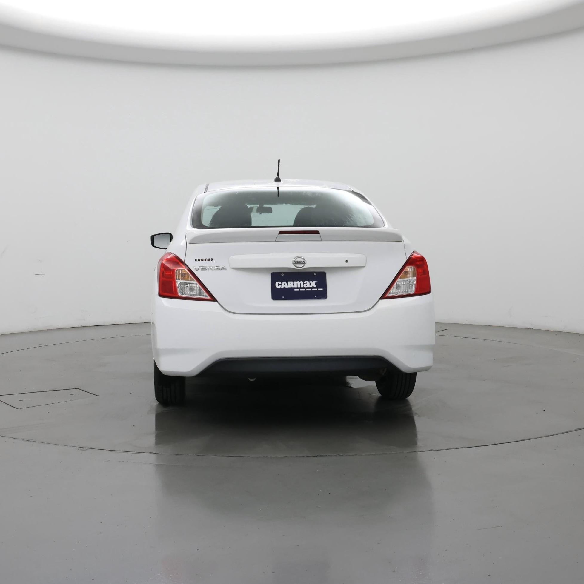 Thumbnail: 2016 Nissan Versa - 6