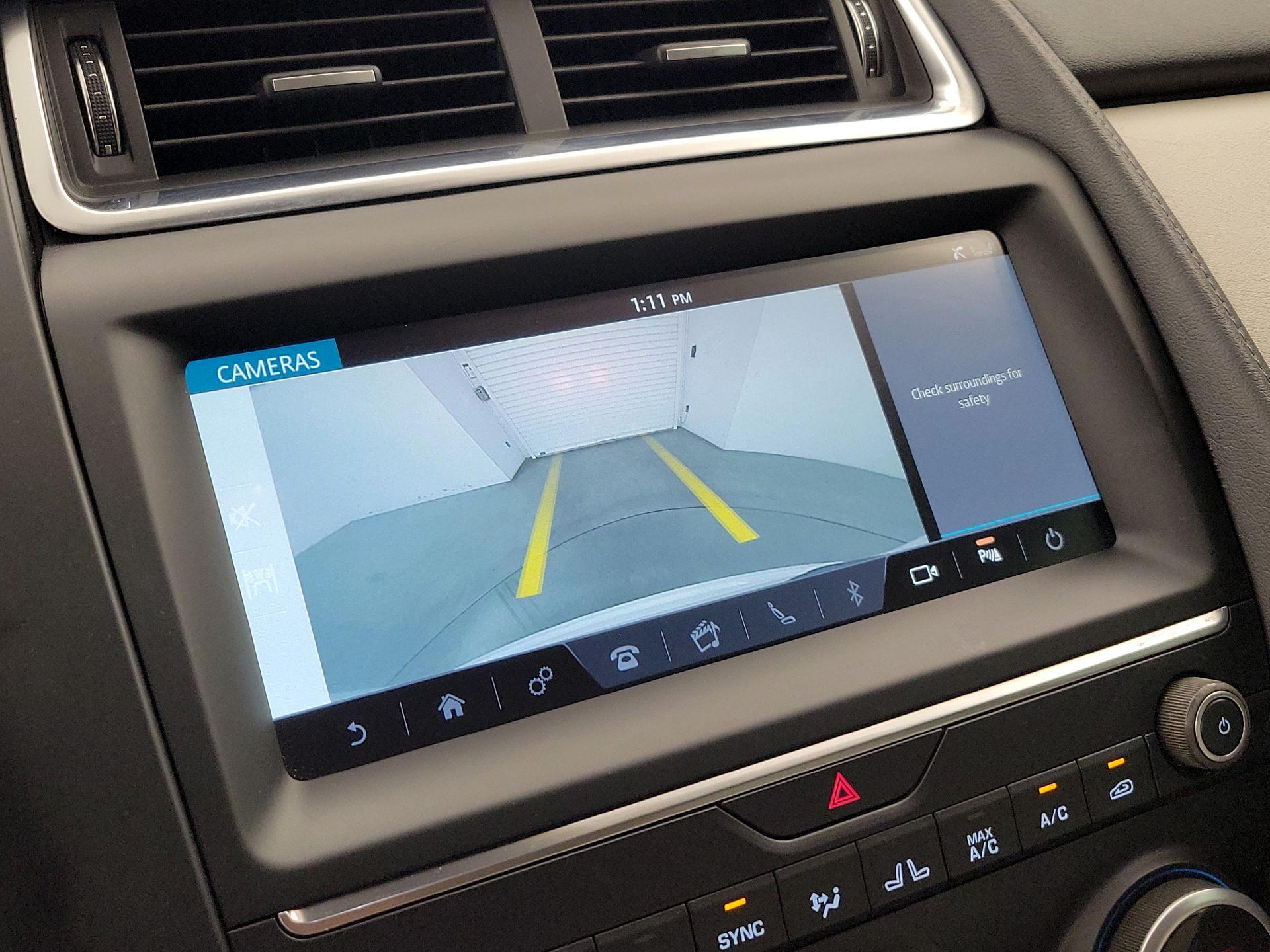 Thumbnail: 2020 Jaguar E-Pace - 14