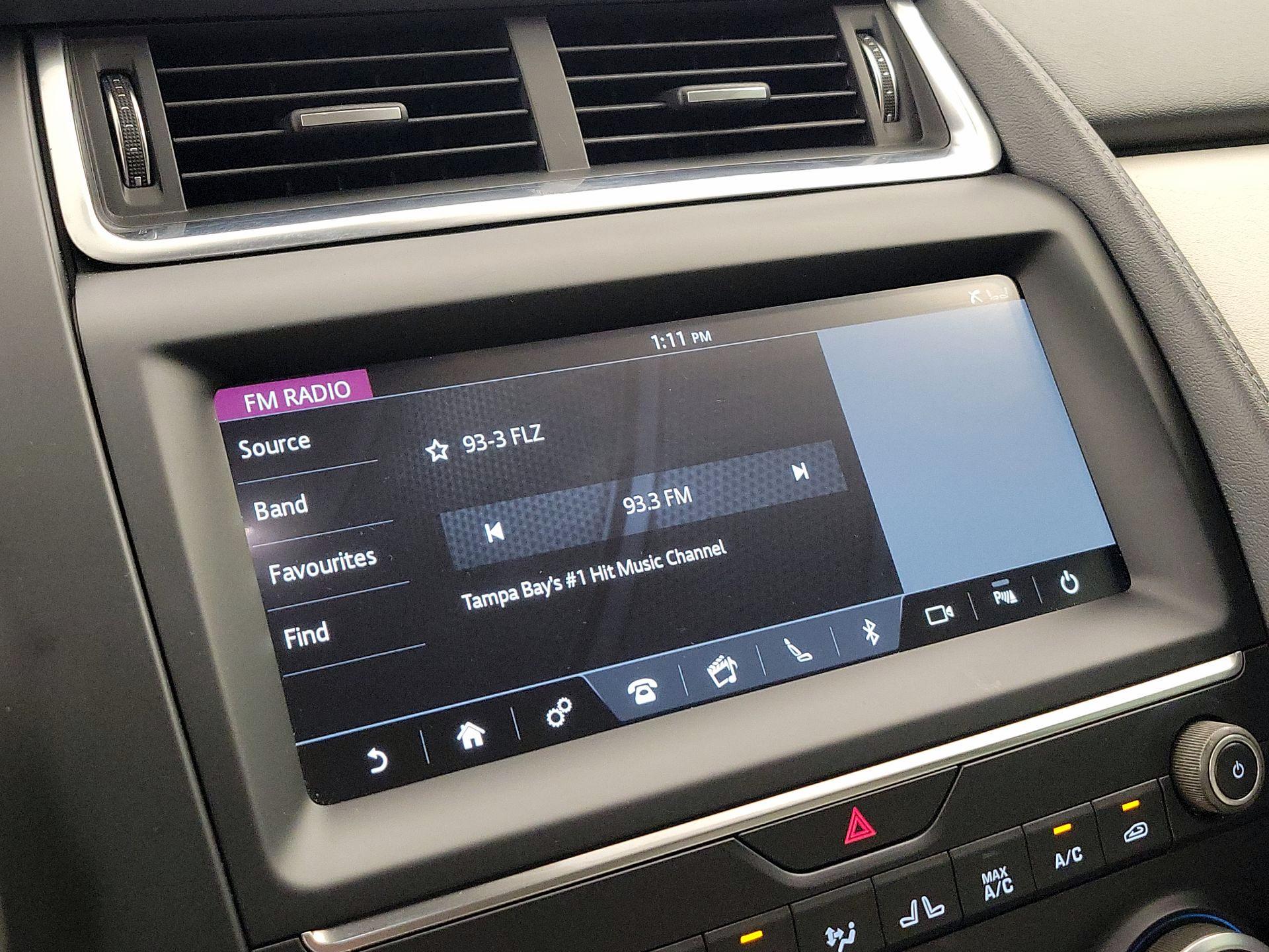 Thumbnail: 2020 Jaguar E-Pace - 15