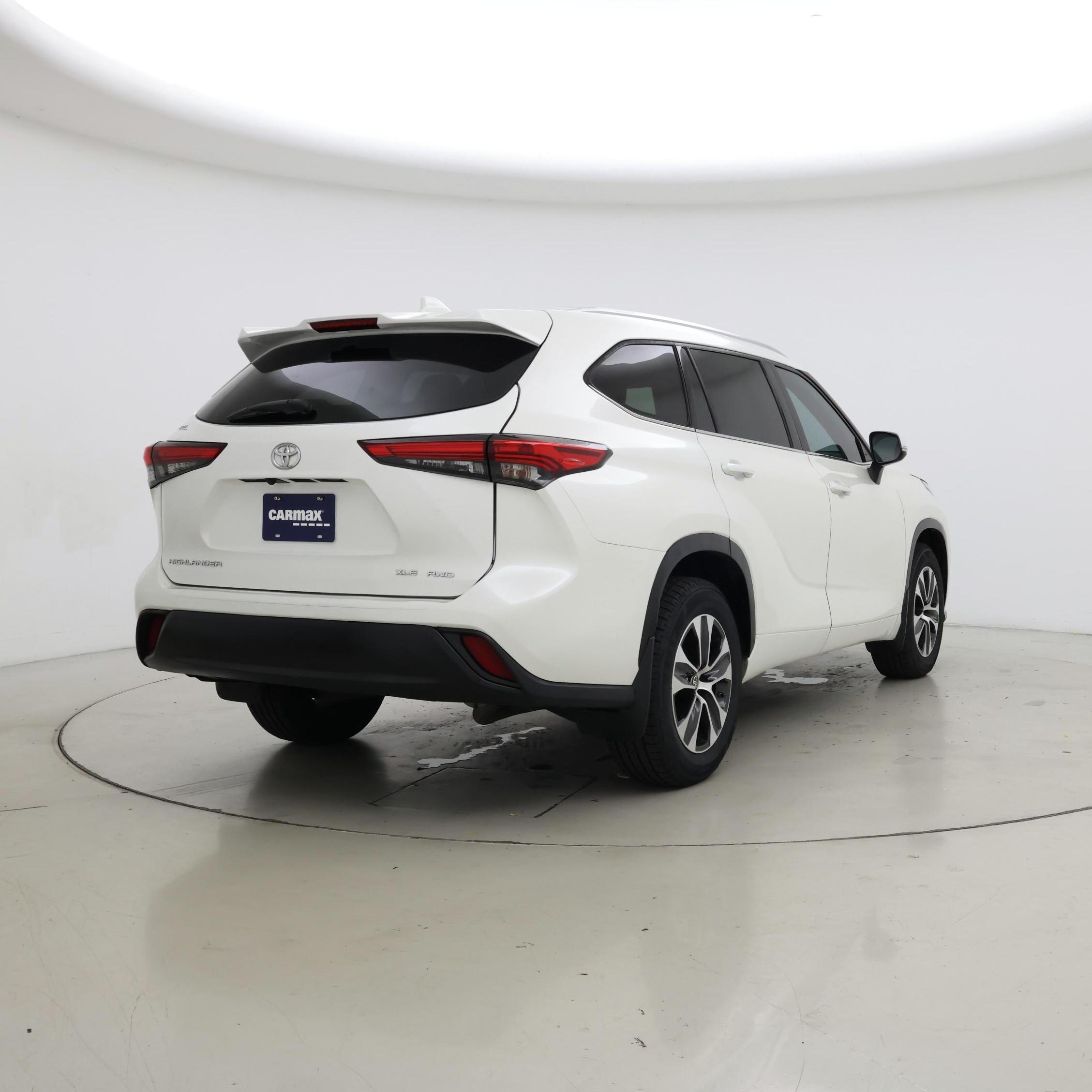 Thumbnail: 2021 Toyota Highlander - 8