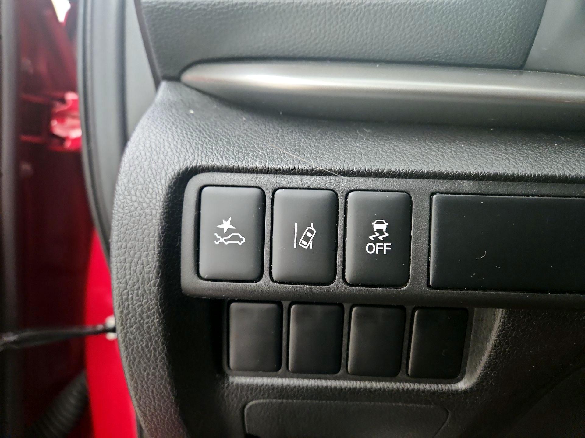 Thumbnail: 2022 Mitsubishi Eclipse Cross - 13