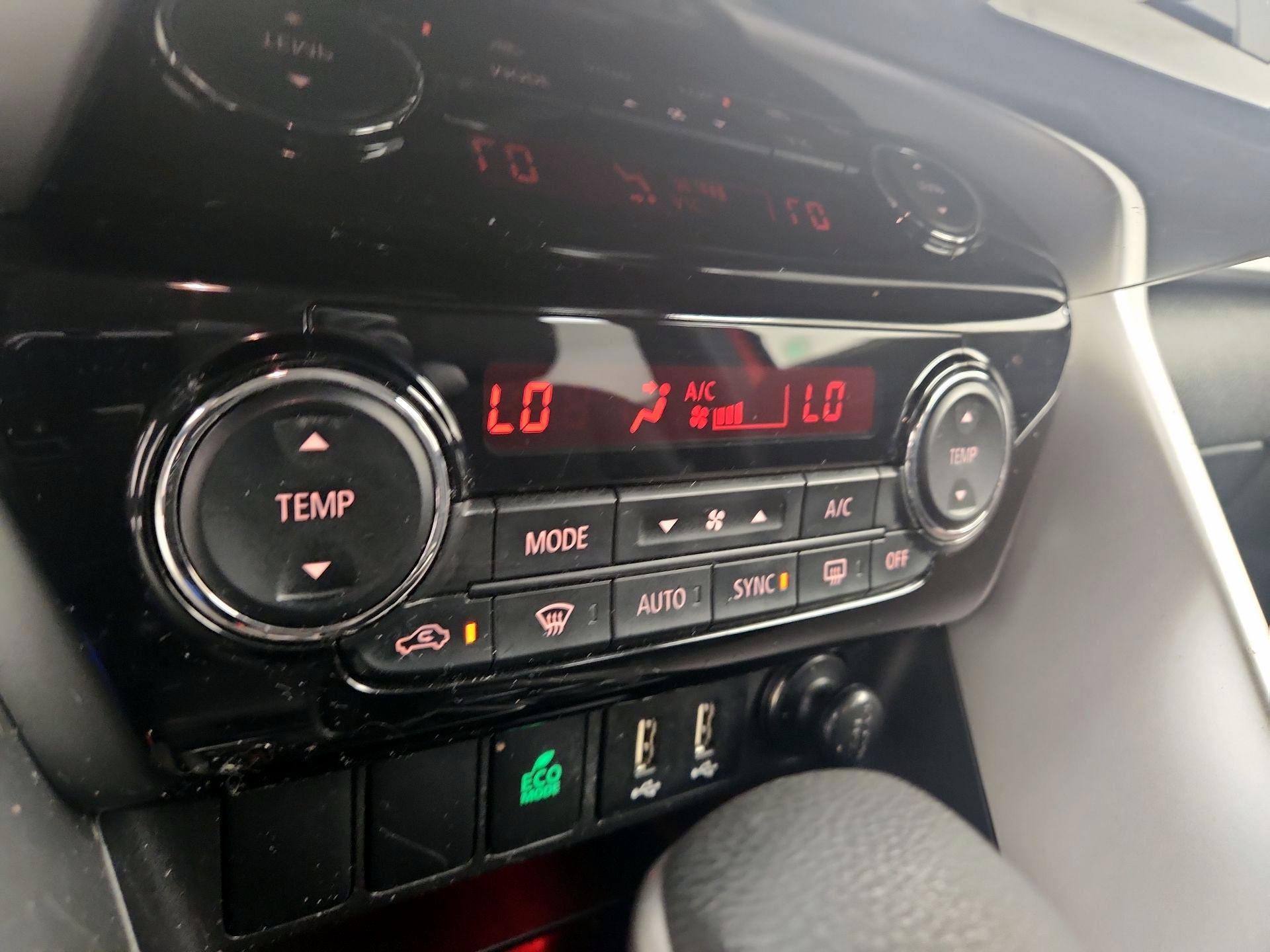 Thumbnail: 2022 Mitsubishi Eclipse Cross - 17