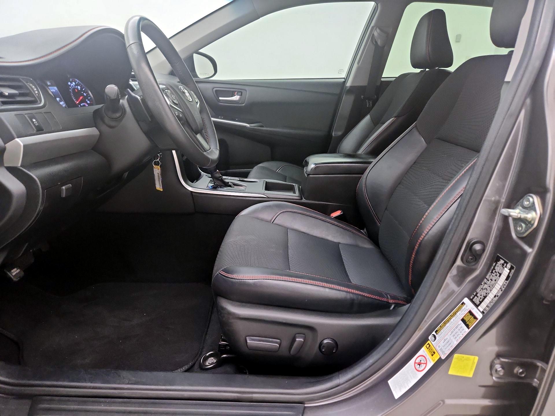 Thumbnail: 2017 Toyota Camry - 11