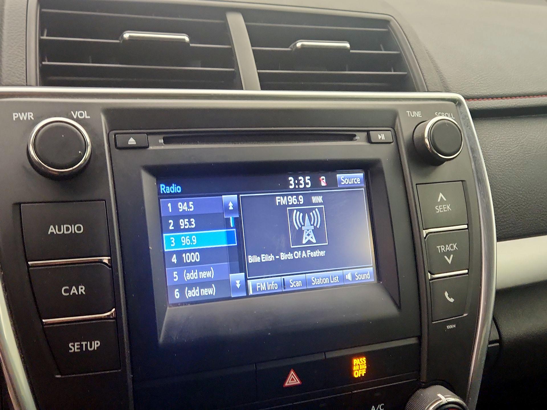 Thumbnail: 2017 Toyota Camry - 15