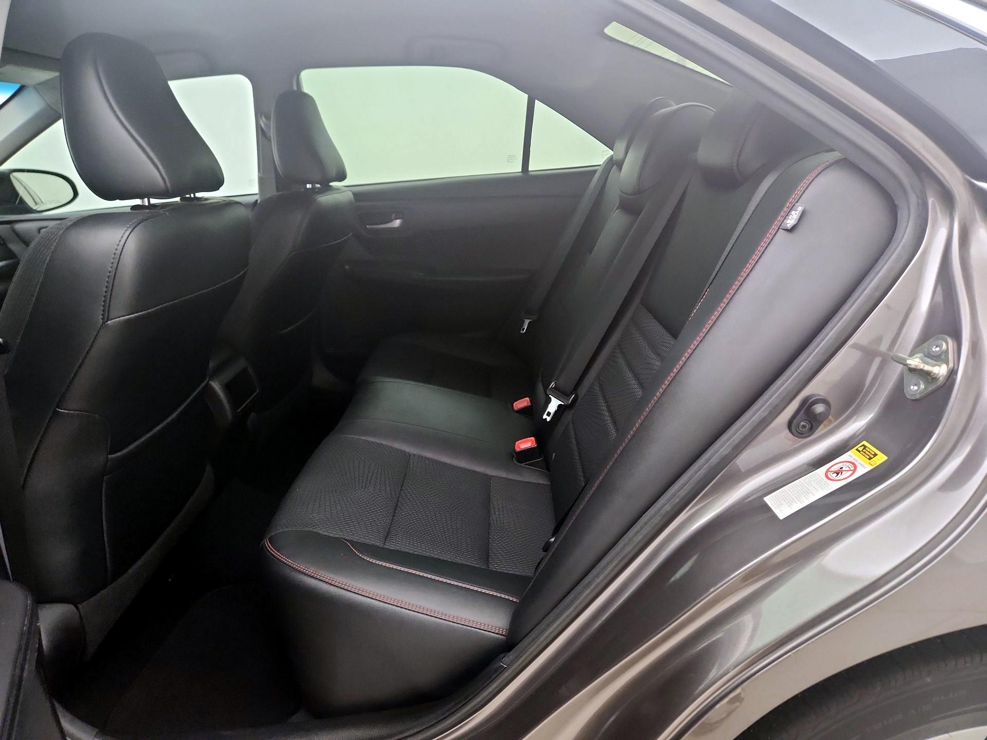 Thumbnail: 2017 Toyota Camry - 19