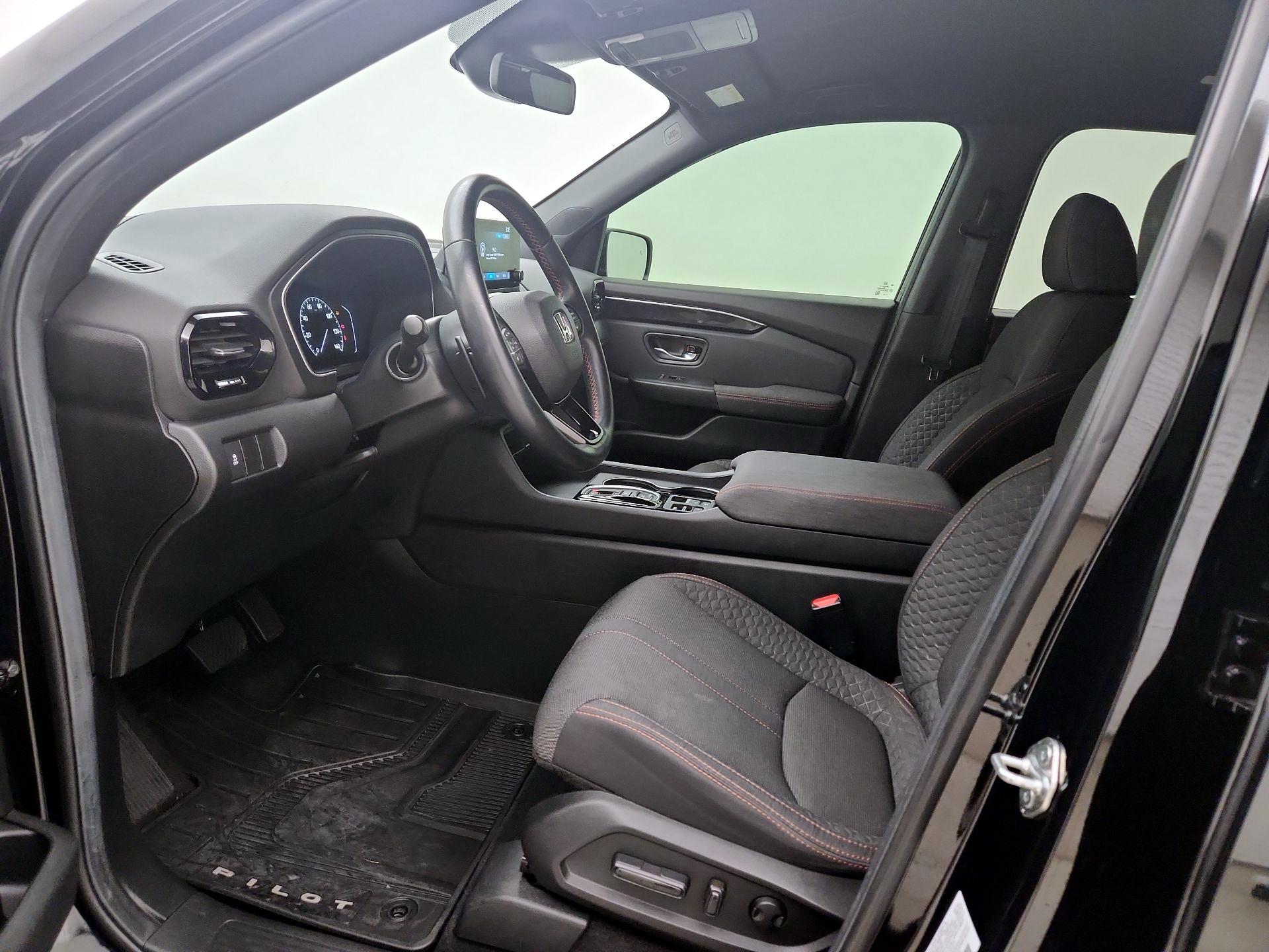 Thumbnail: 2025 Honda Pilot - 11