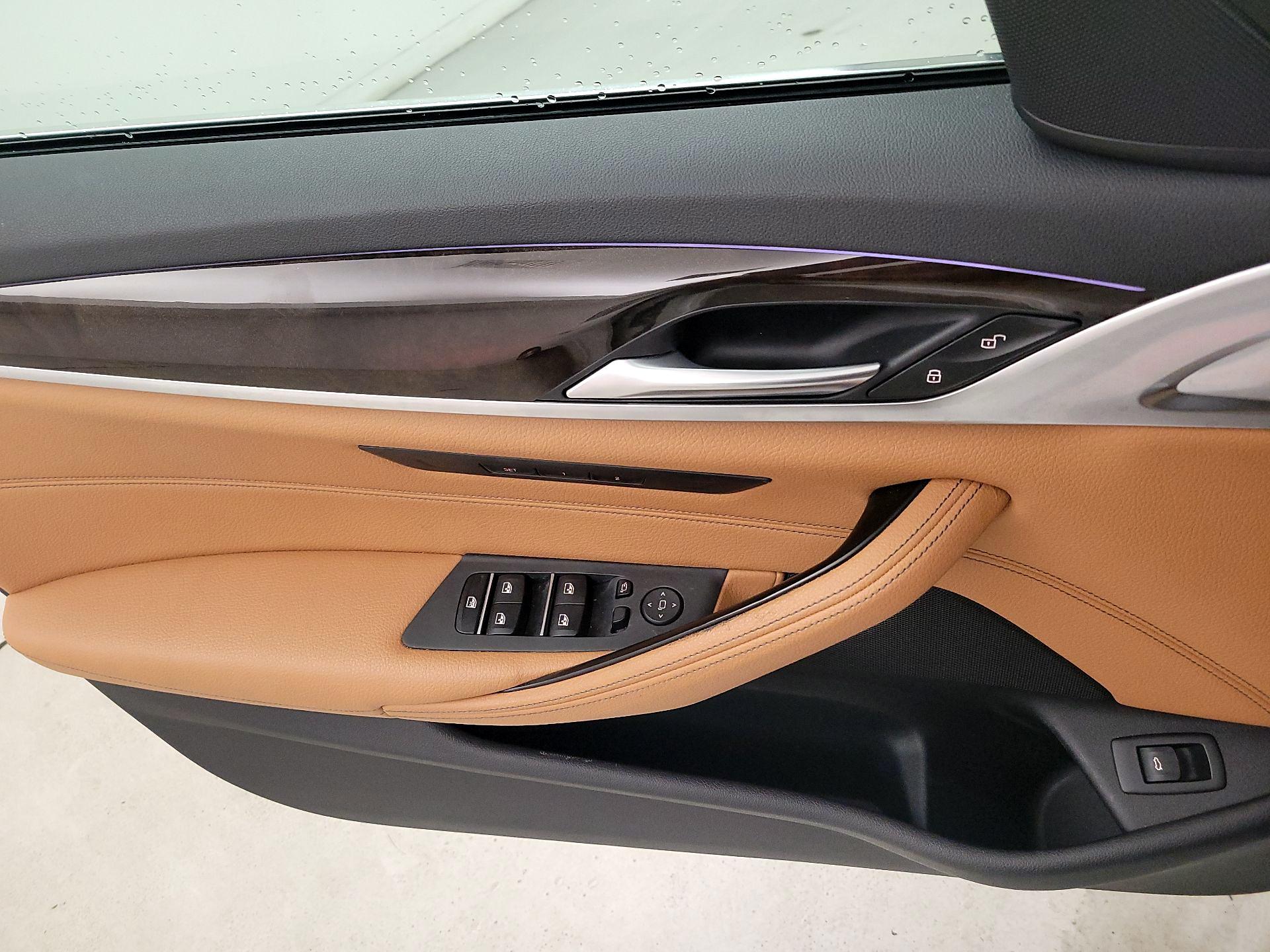 Thumbnail: 2018 BMW 5 Series - 12