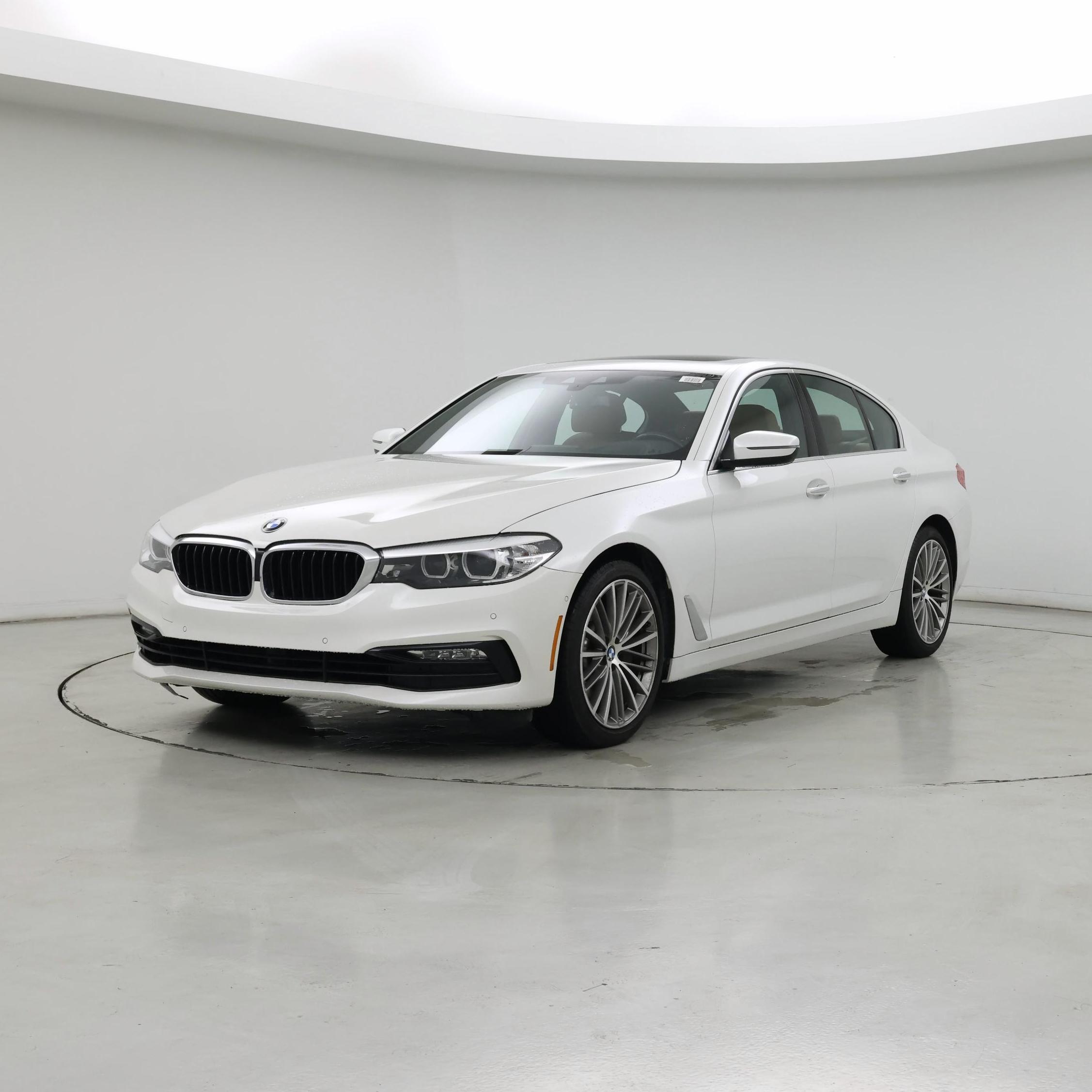 Thumbnail: 2018 BMW 5 Series - 4