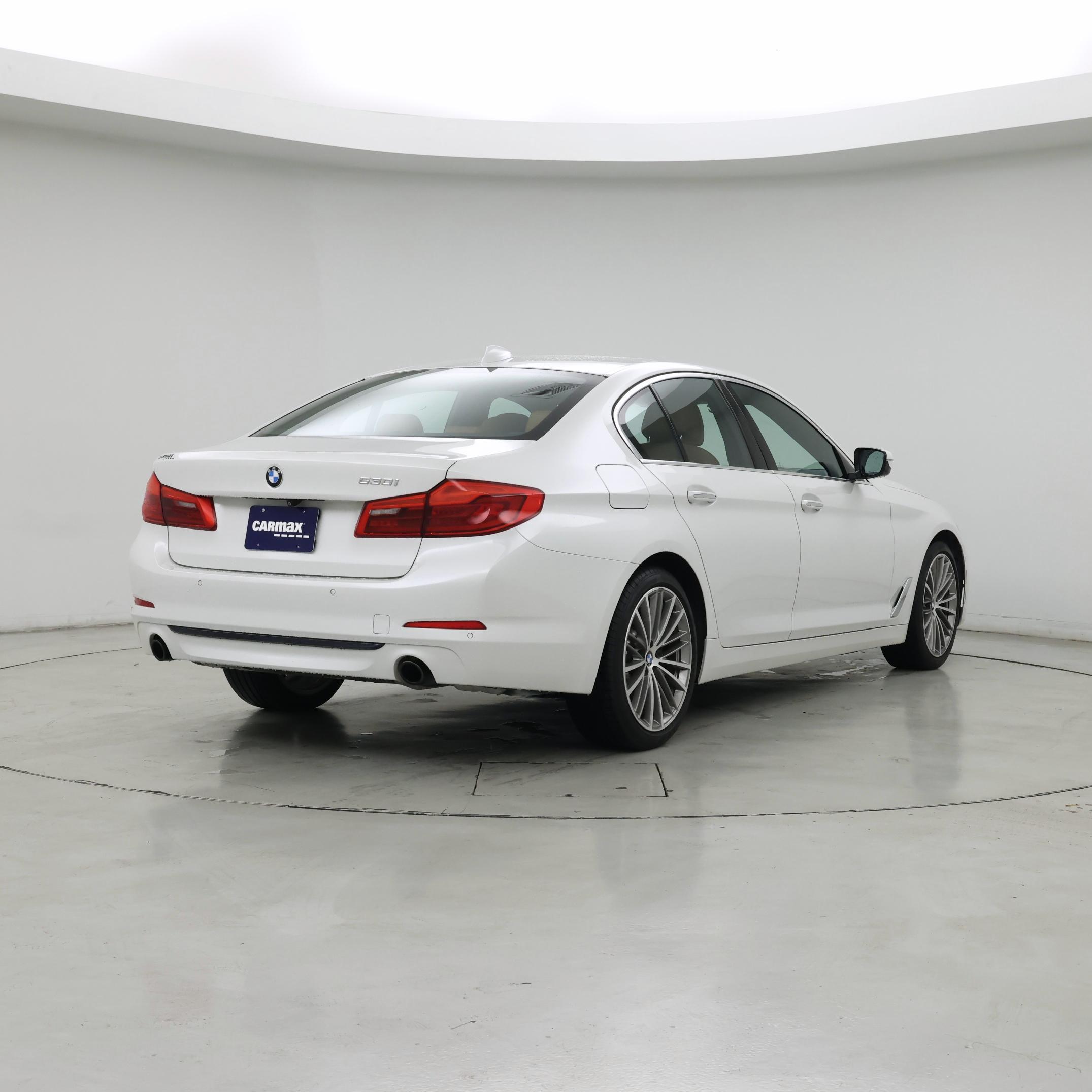 Thumbnail: 2018 BMW 5 Series - 8