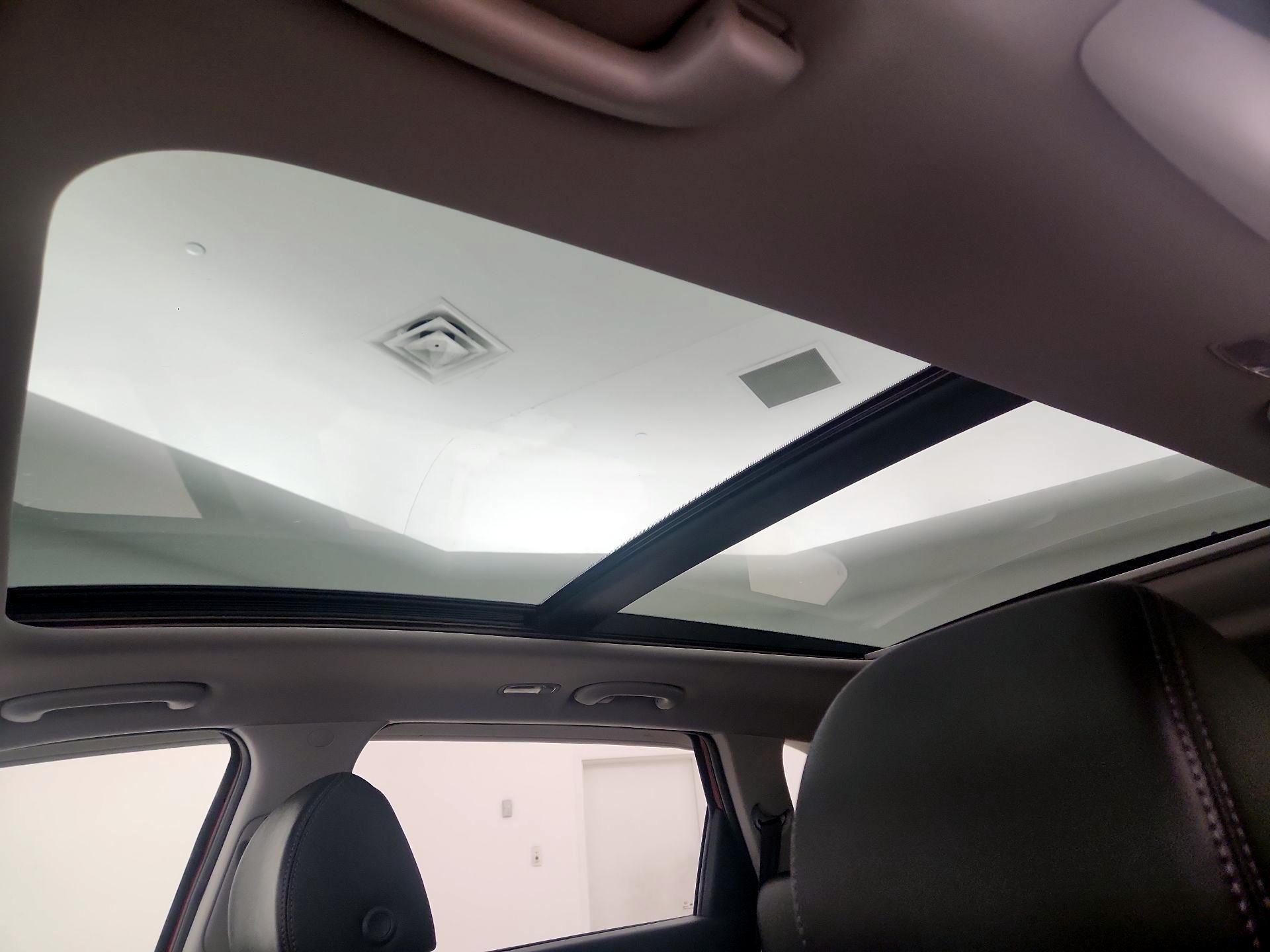 Thumbnail: 2020 Kia Sorento - 19