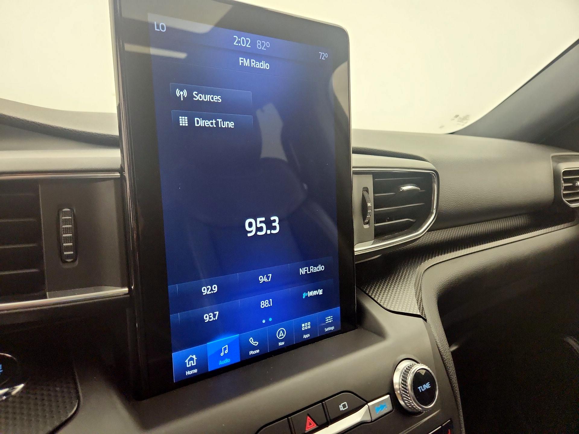 Thumbnail: 2020 Ford Explorer - 16