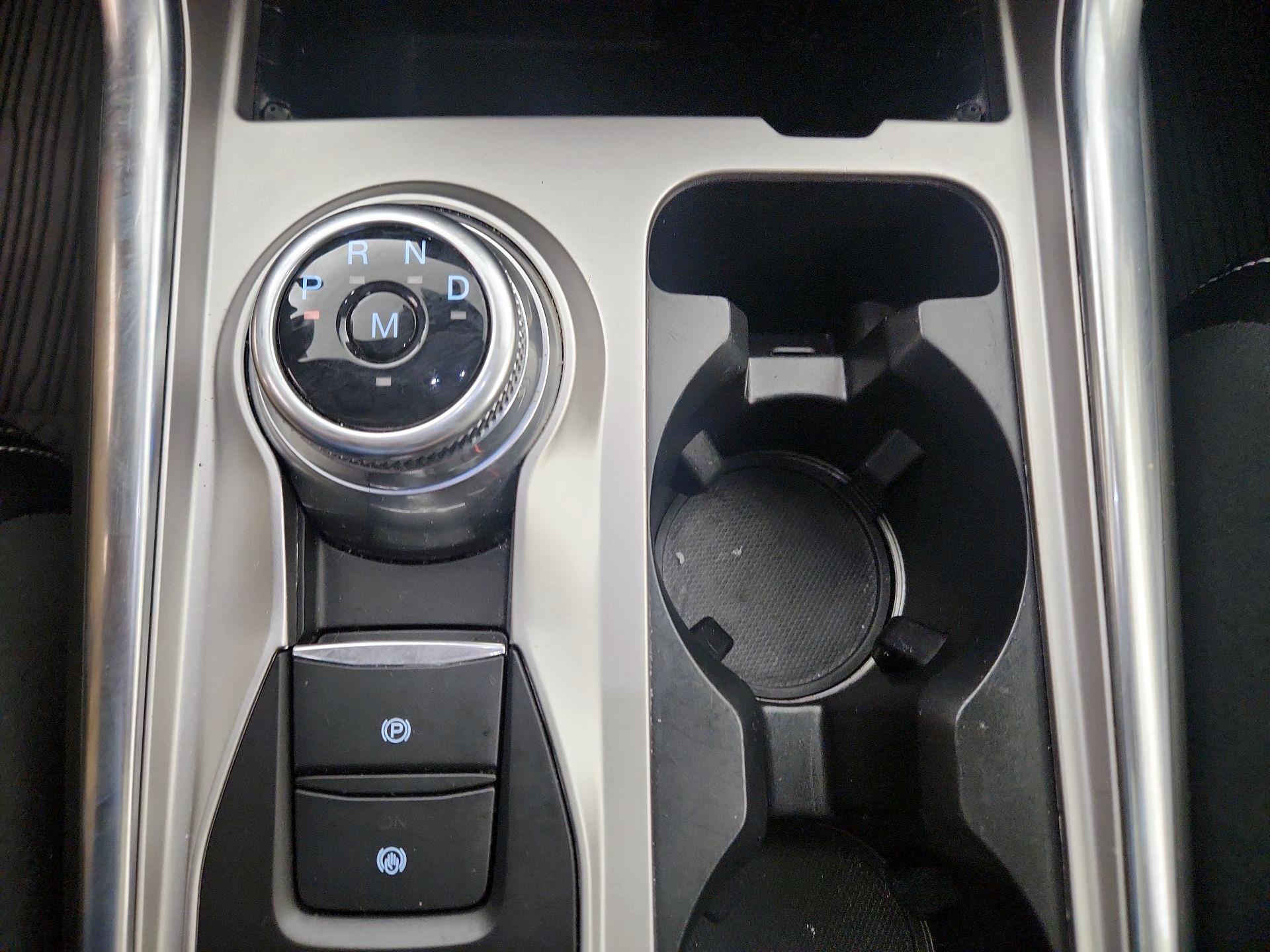 Thumbnail: 2020 Ford Explorer - 18