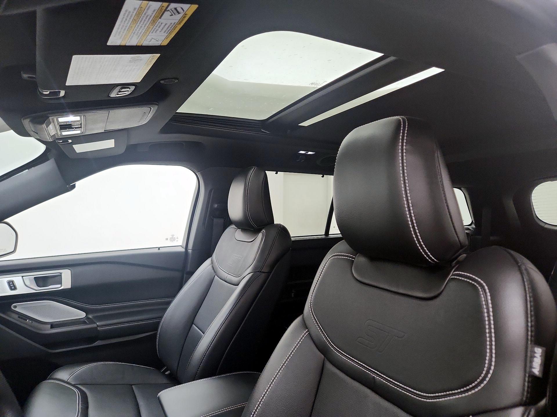 Thumbnail: 2020 Ford Explorer - 20