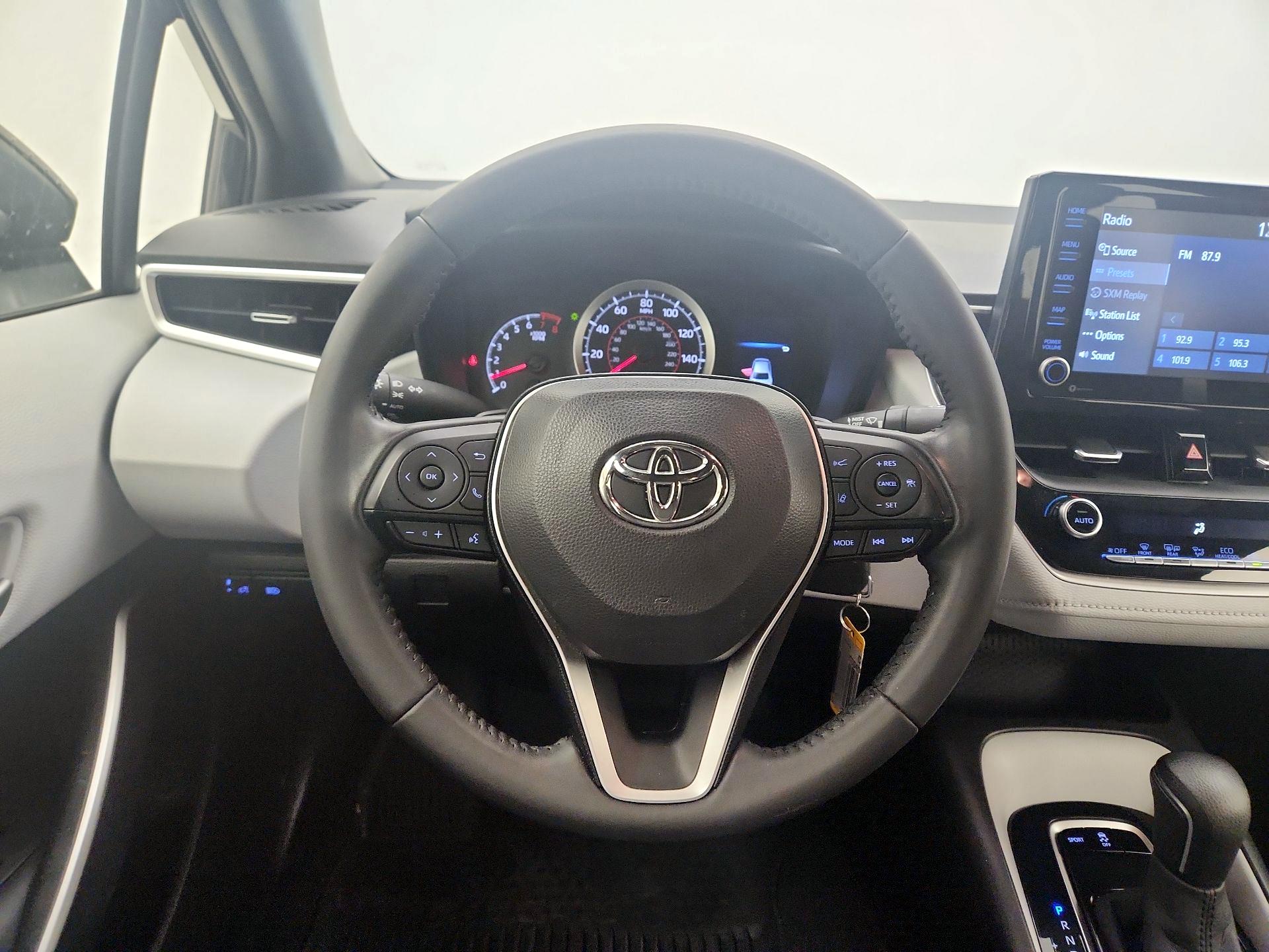 Thumbnail: 2022 Toyota Corolla - 10