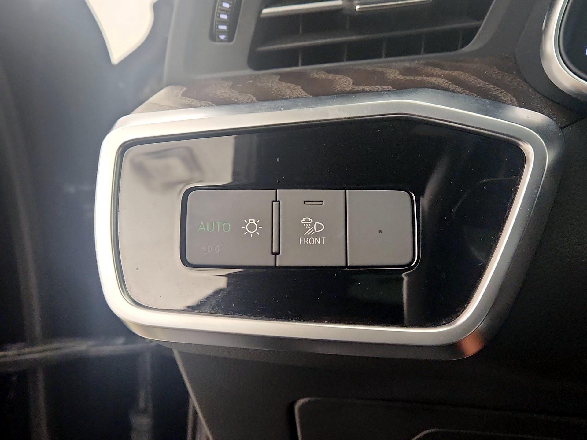 Thumbnail: 2021 Audi A6 - 13