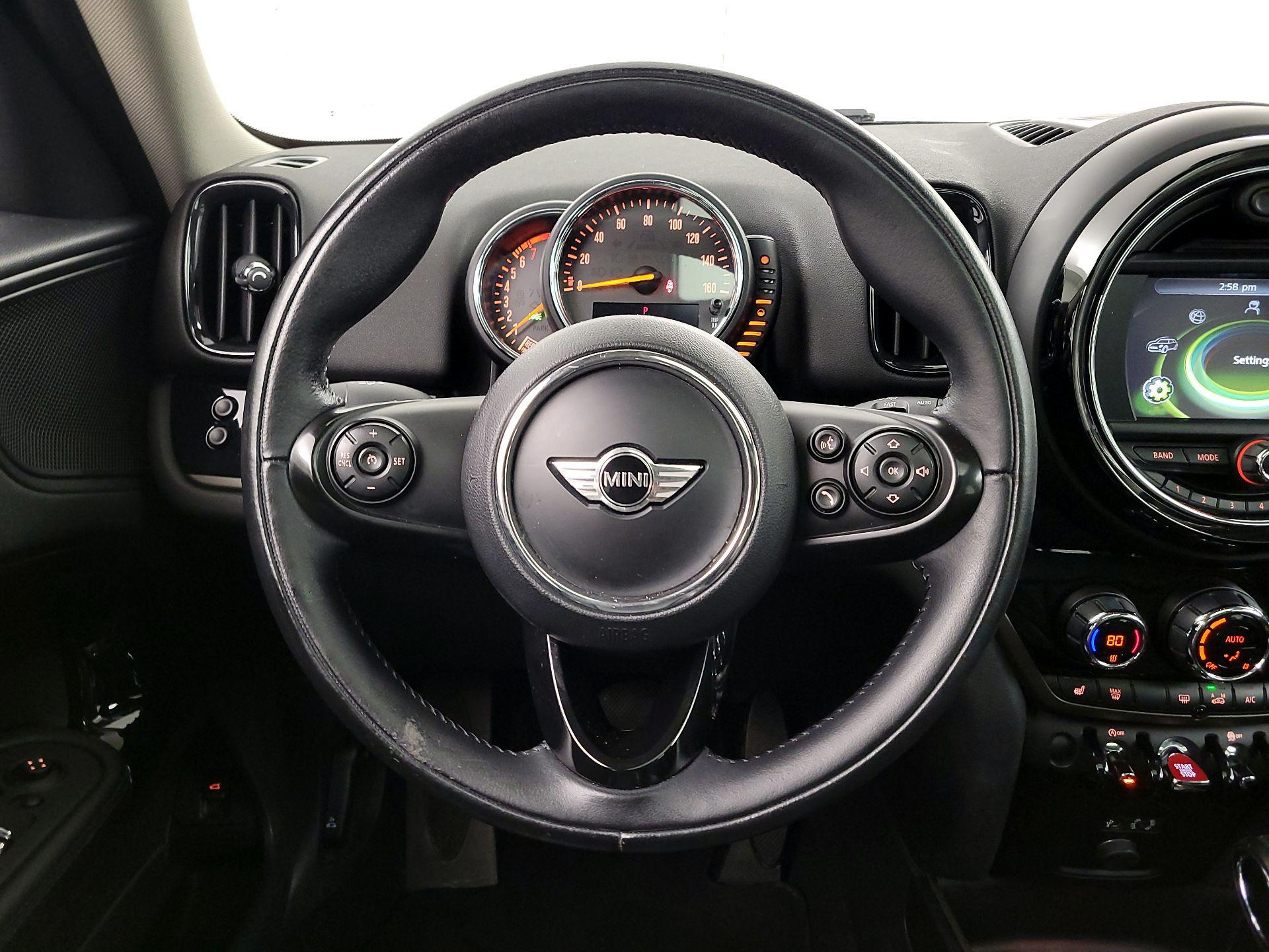 Thumbnail: 2017 MINI Cooper Countryman - 10