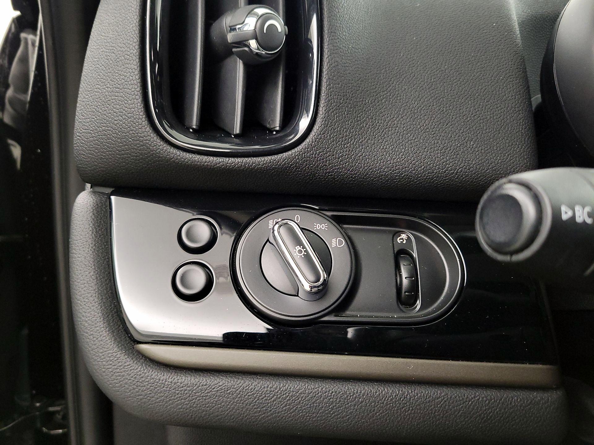 Thumbnail: 2017 MINI Cooper Countryman - 13