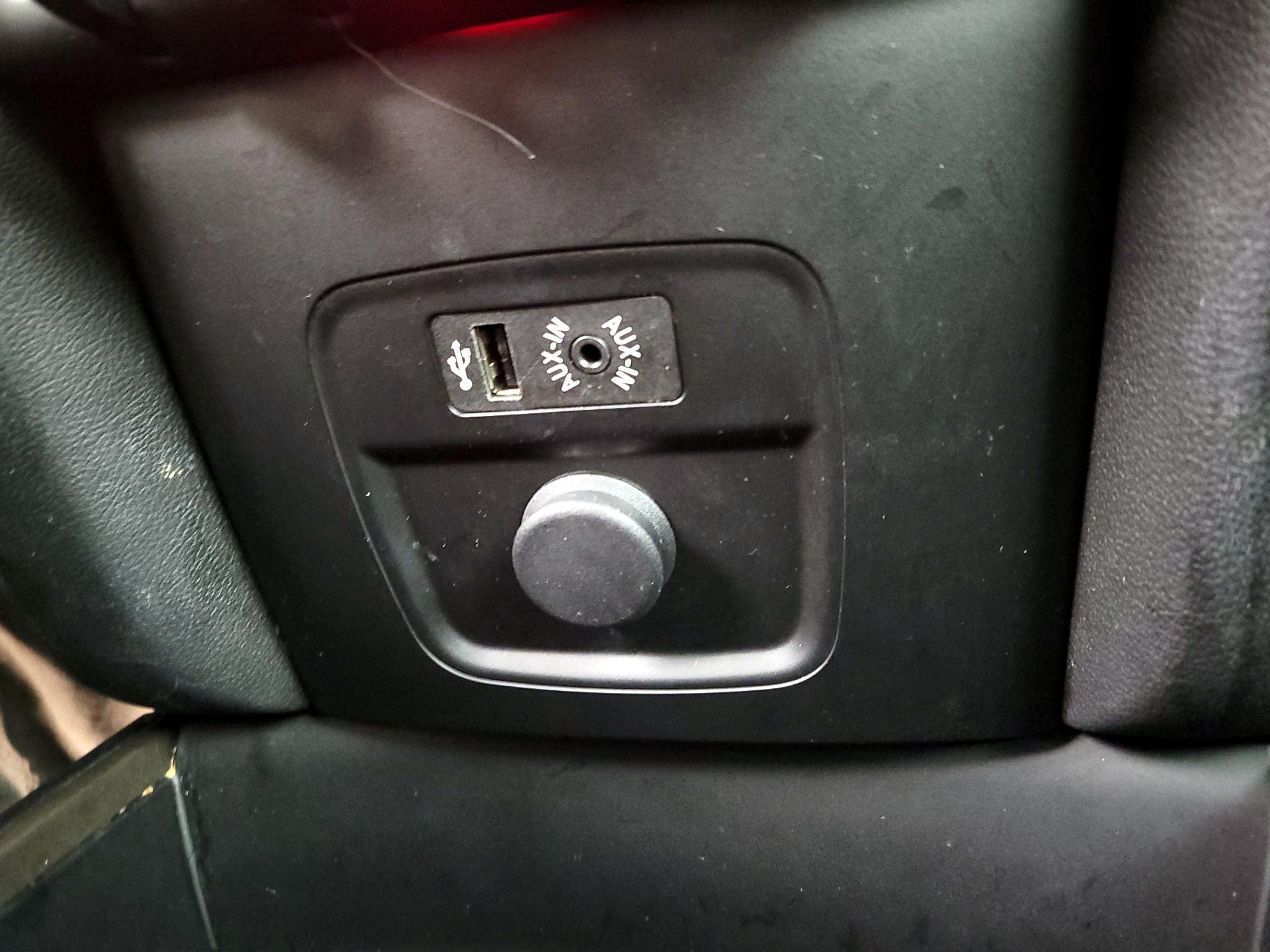 Thumbnail: 2017 MINI Cooper Countryman - 18