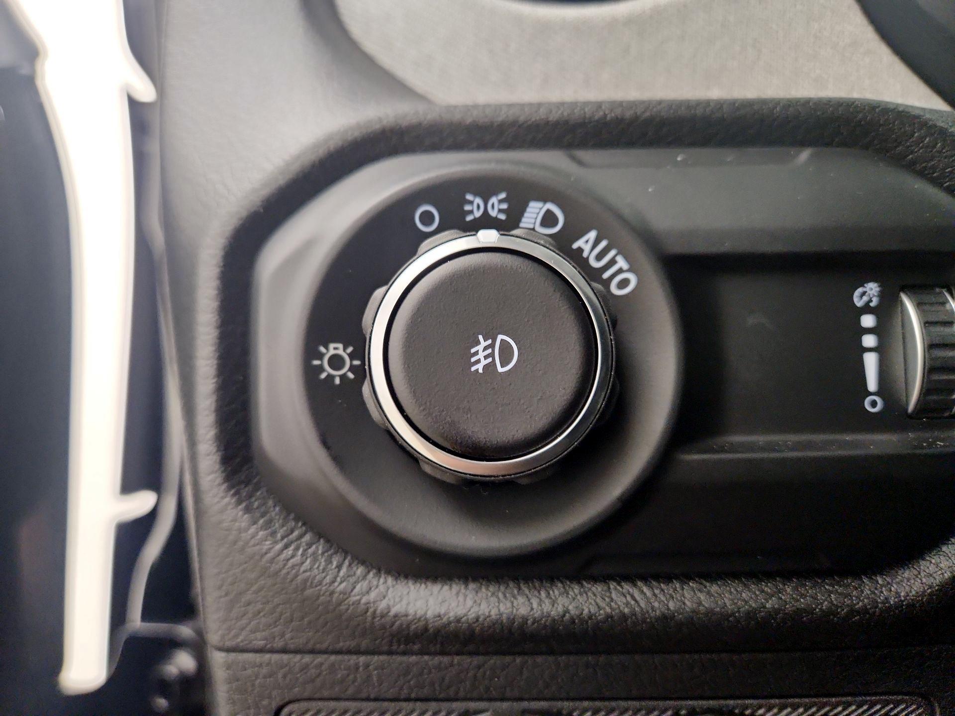 Thumbnail: 2025 Jeep Wrangler - 13