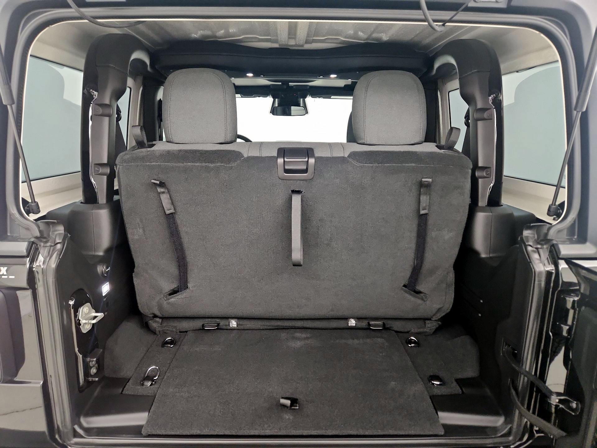 Thumbnail: 2025 Jeep Wrangler - 19