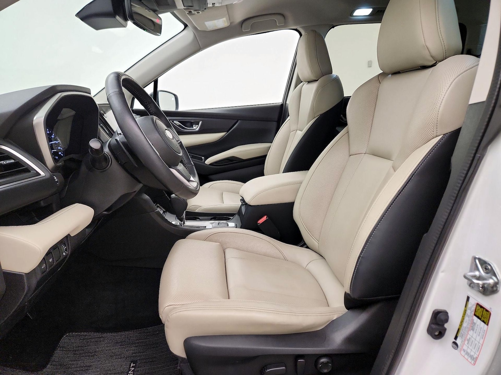 2023 Subaru Ascent Limited - Photo 12