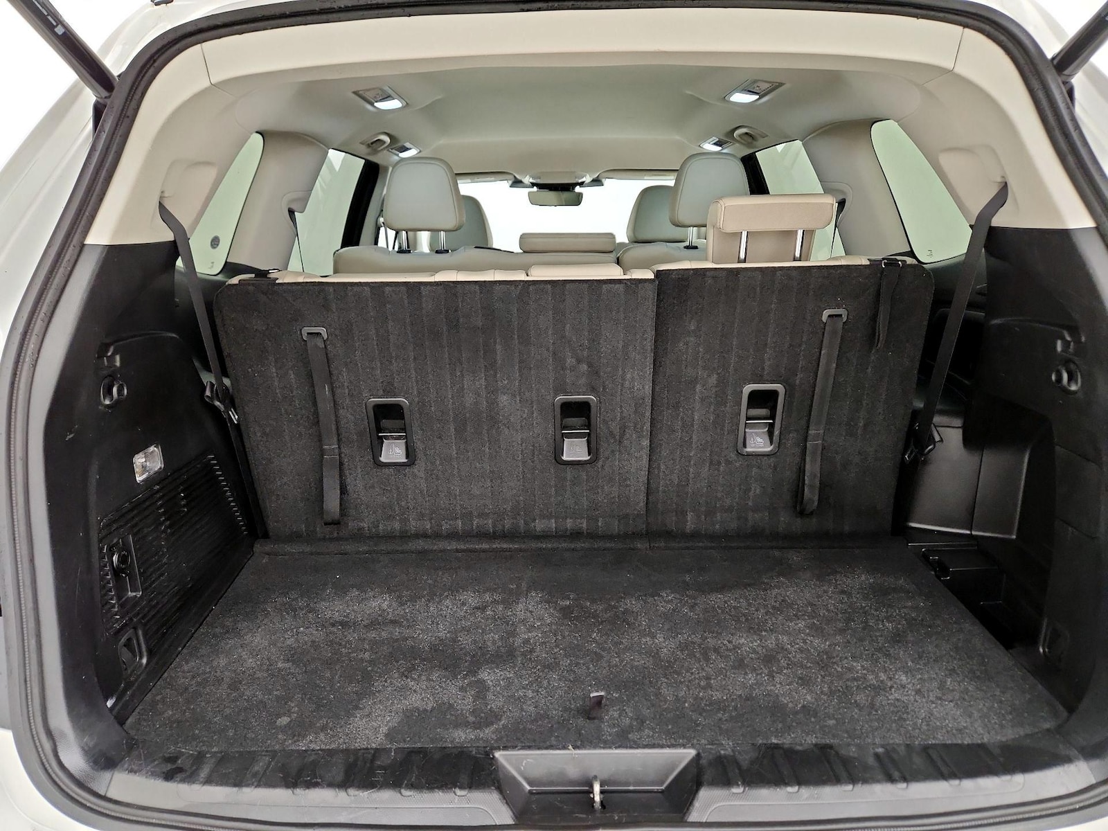 2023 Subaru Ascent Limited - Photo 22