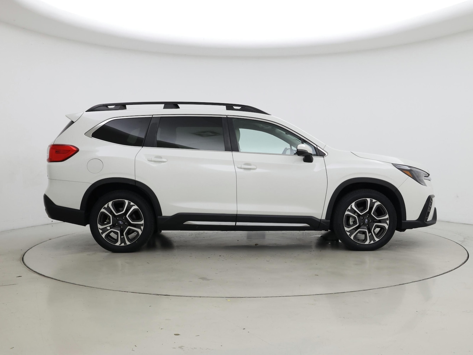2023 Subaru Ascent Limited - Photo 8